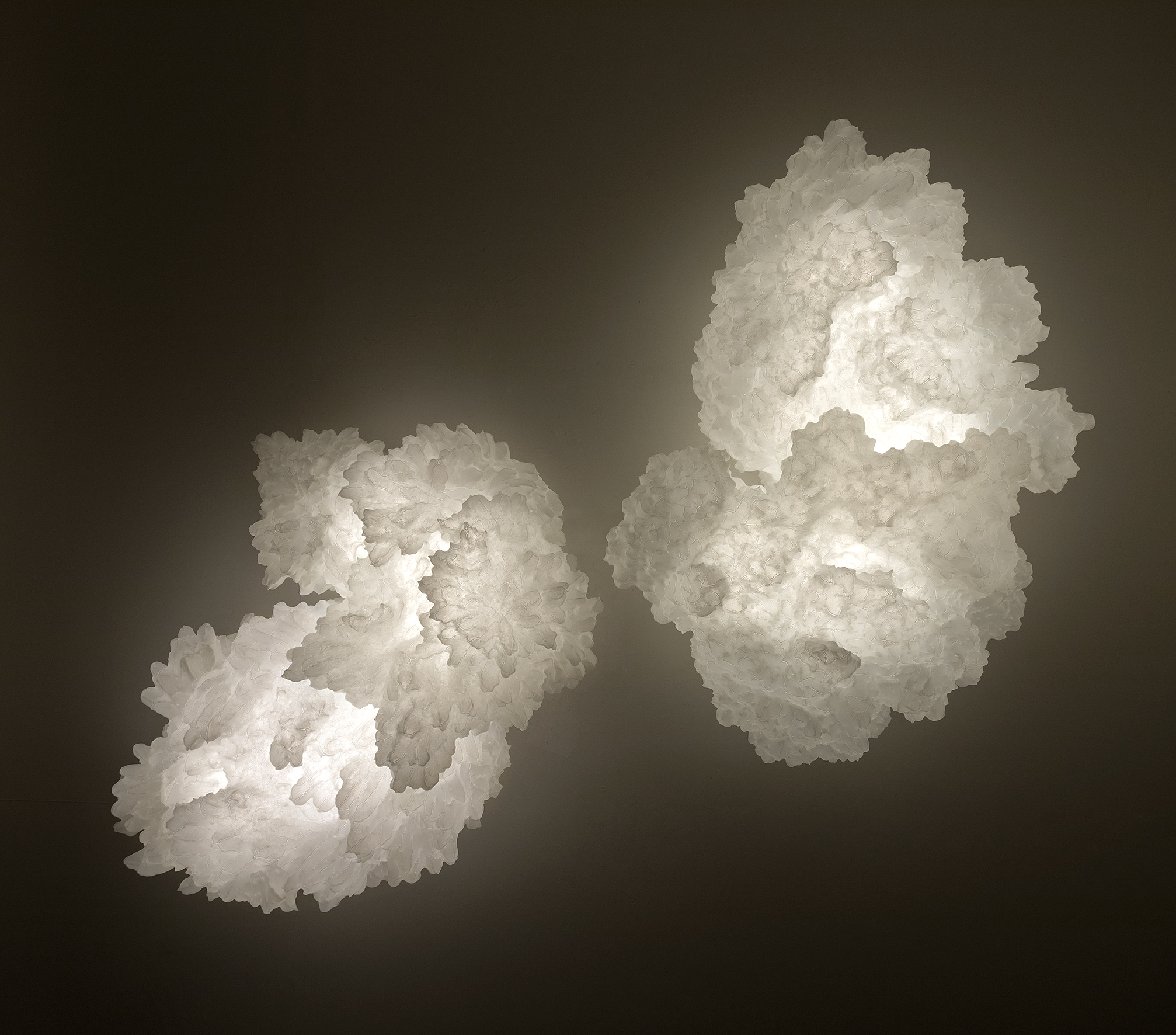 Dueta I, Dueta II, 2022 / 45x140x98cm, 18x56x39"