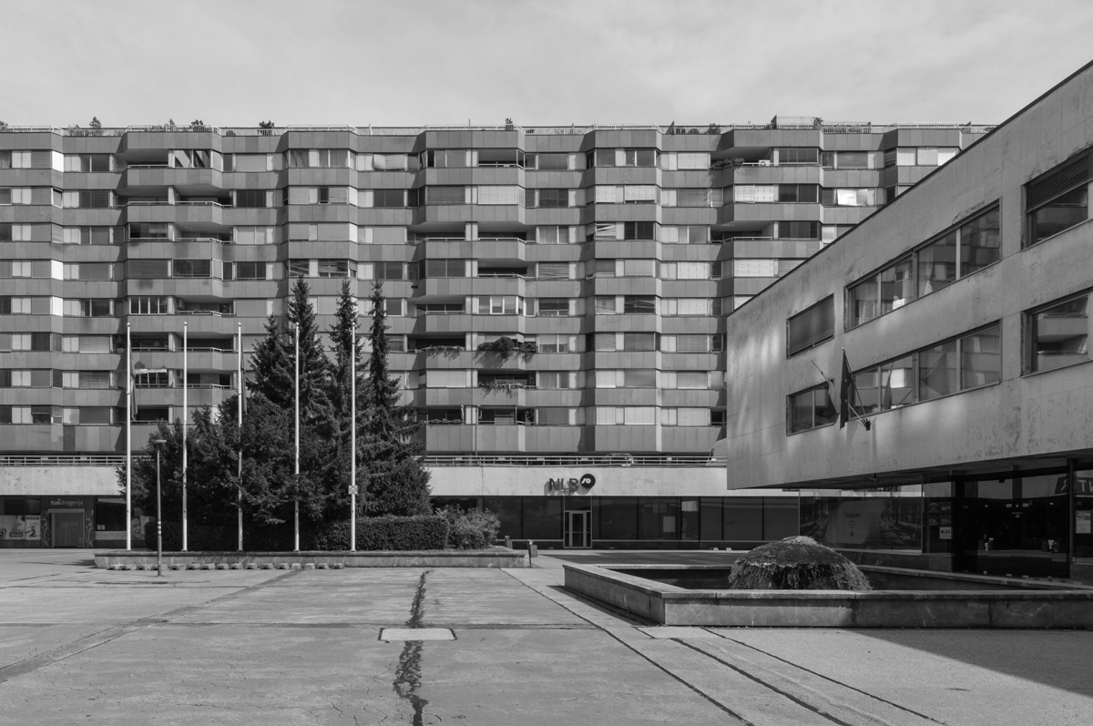 Stanovanjsko-poslovni kompleks Plava laguna, Ljubljana / 1974, Jože Usenik
