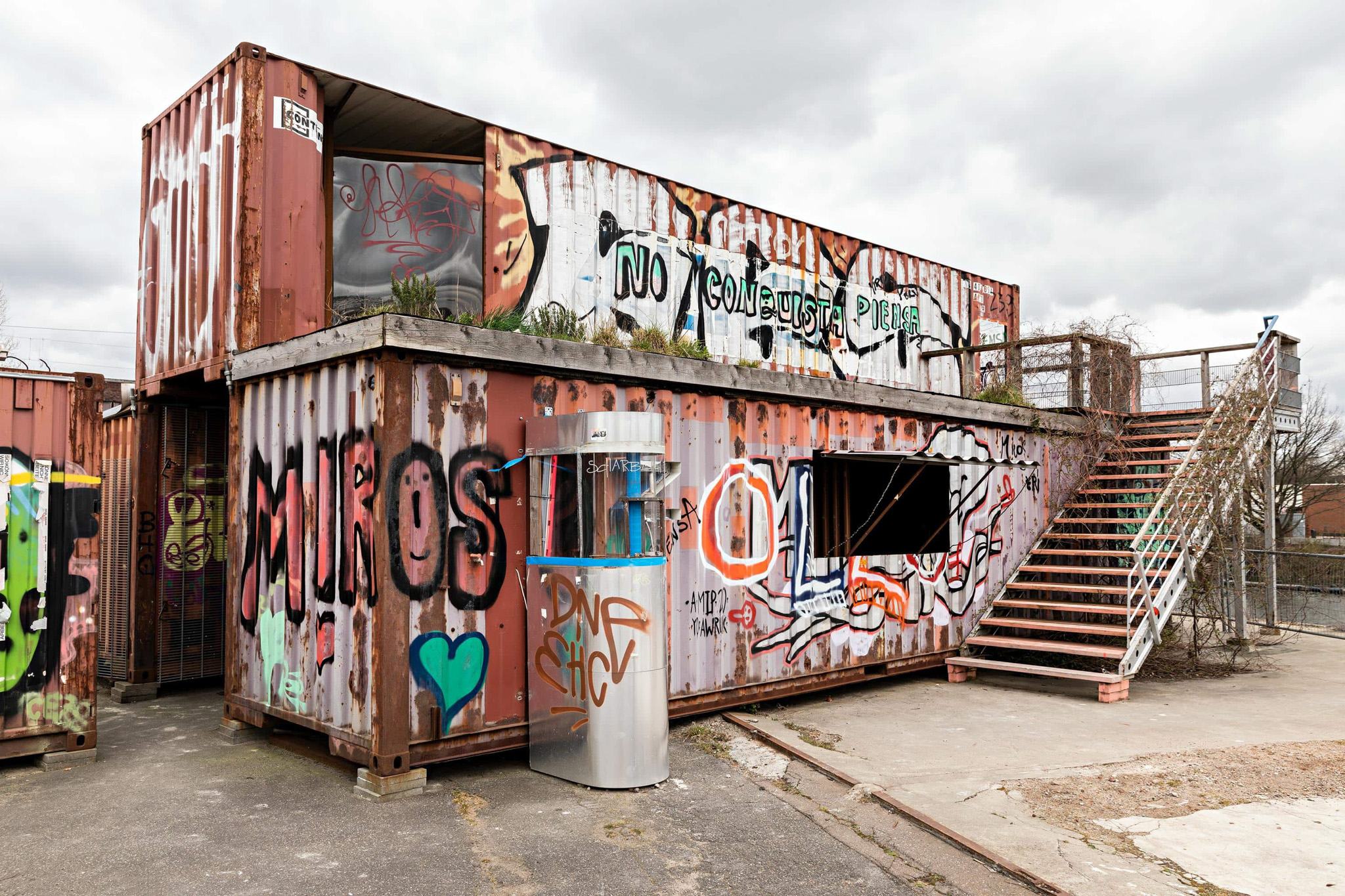 Nina Zeljkovic Nesting Patterns installation view