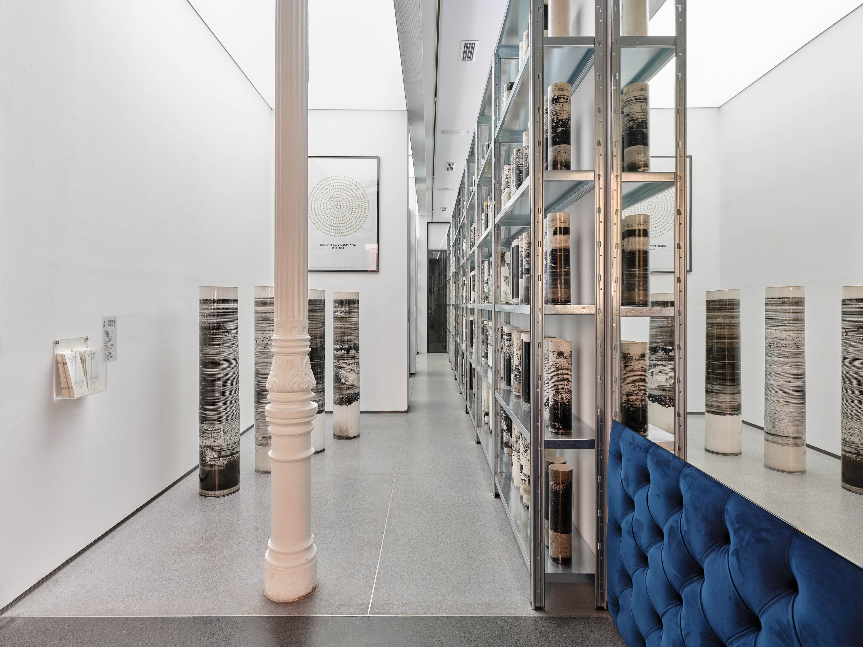 NATIONAL LIBRARY (2018 - 2024) by ELSA PARICIO at GALERÍA 1 MIRA [from 20240406 to 20240525] [Photo: Mismo Visitante]