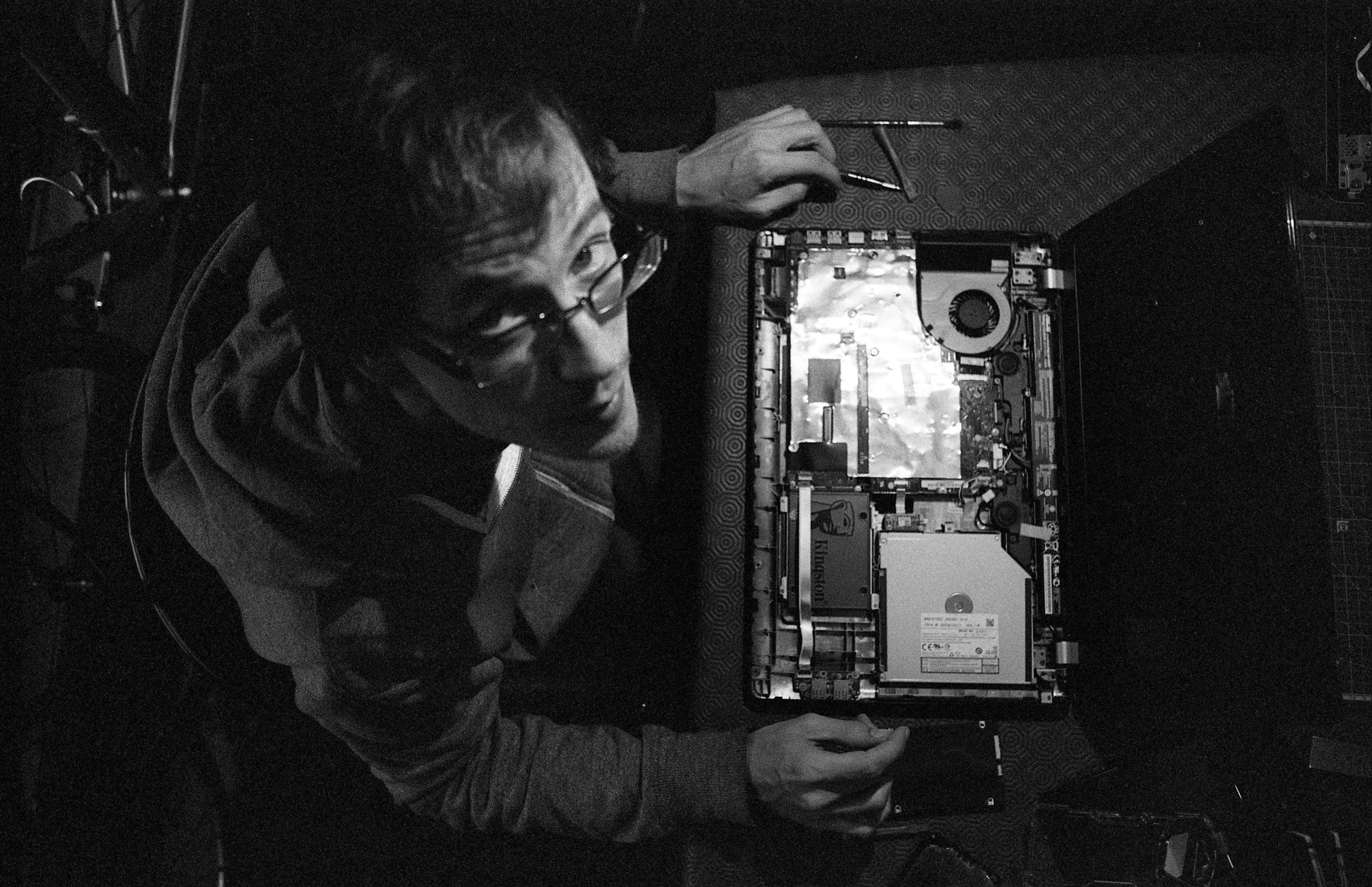 Eastman DoubleX push 800 revelado na FOMITAS com HC-110