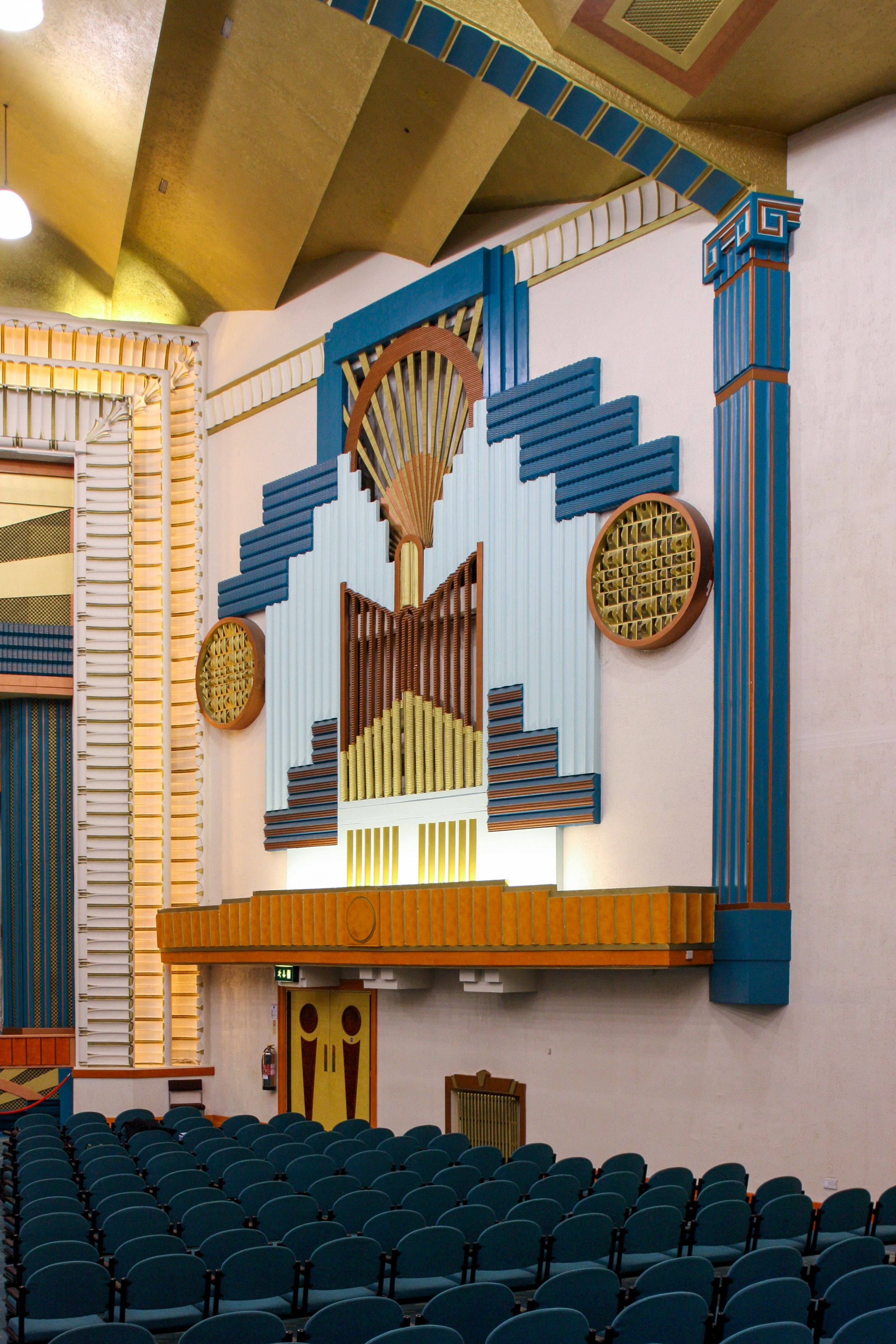 Wall Detail Jehovah's Witness Assembly Hall, Former ABC/Ritz, 1933, Bowes Road, Southgate. Photo credit: Sirj Photography