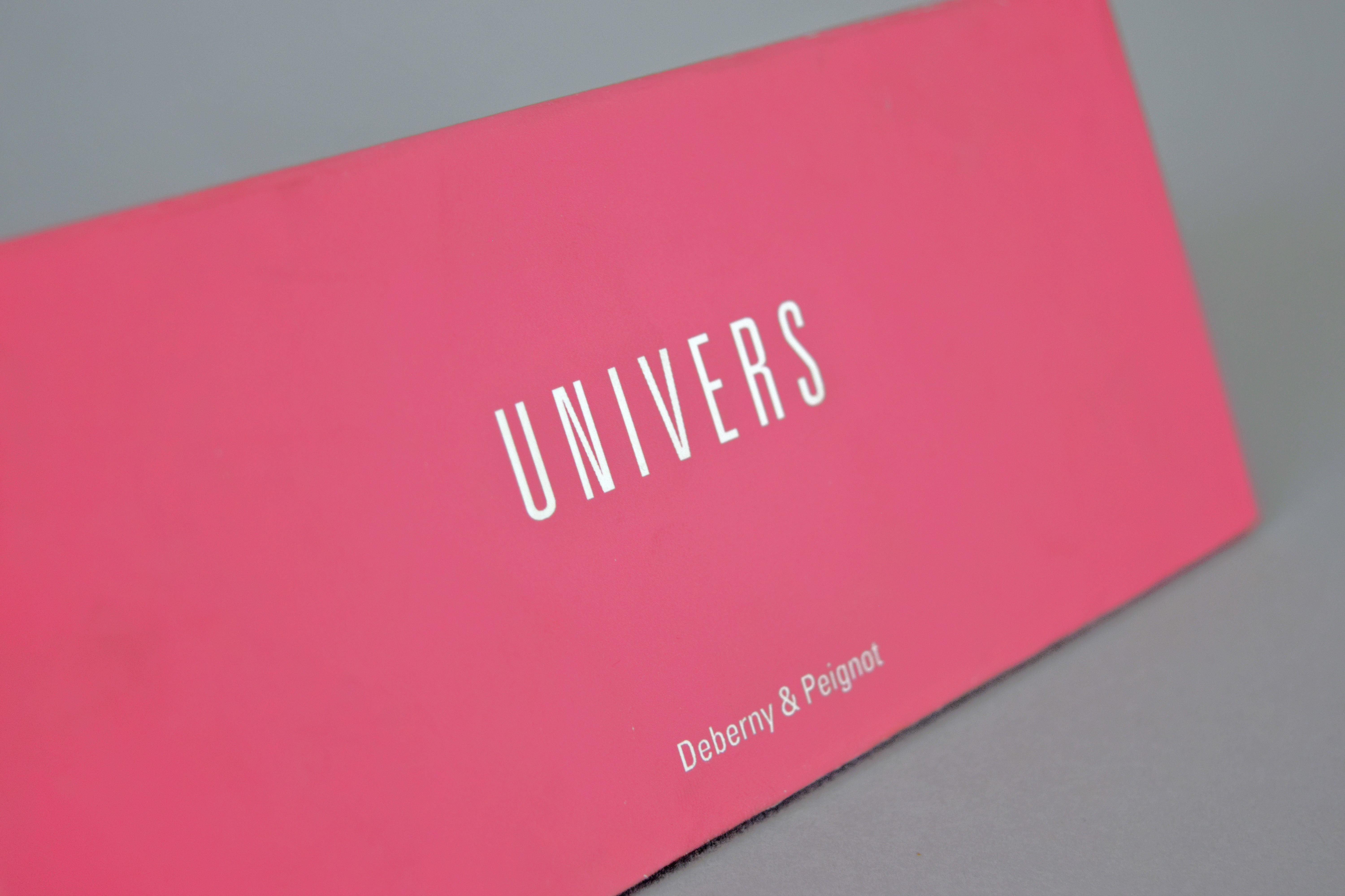 Hannah Bloom, Univers as Eye Shadow Palette