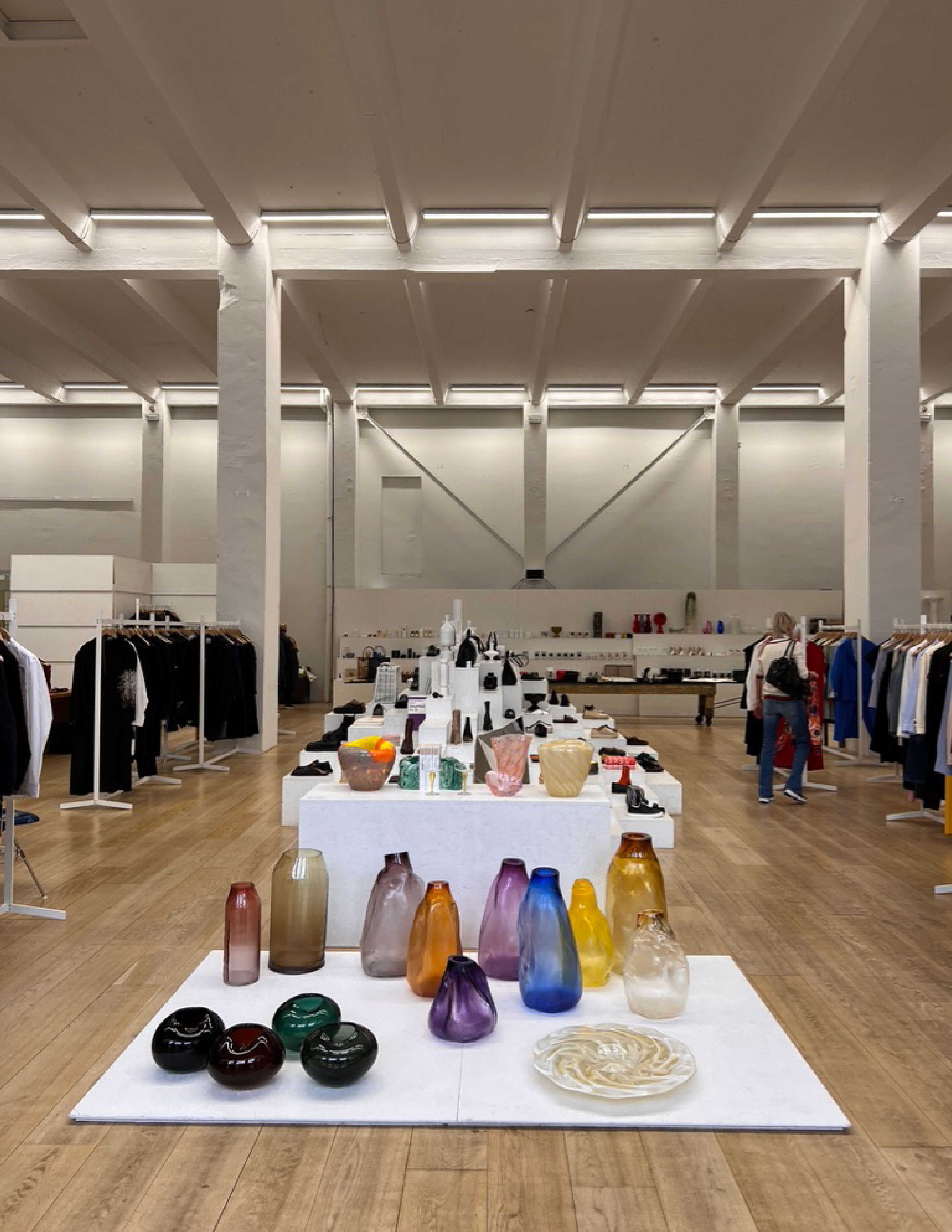 베를린에 위치한 하이엔드 셀렉 편집샵 ANDREAS MURKUDIS 내부   ©이승현