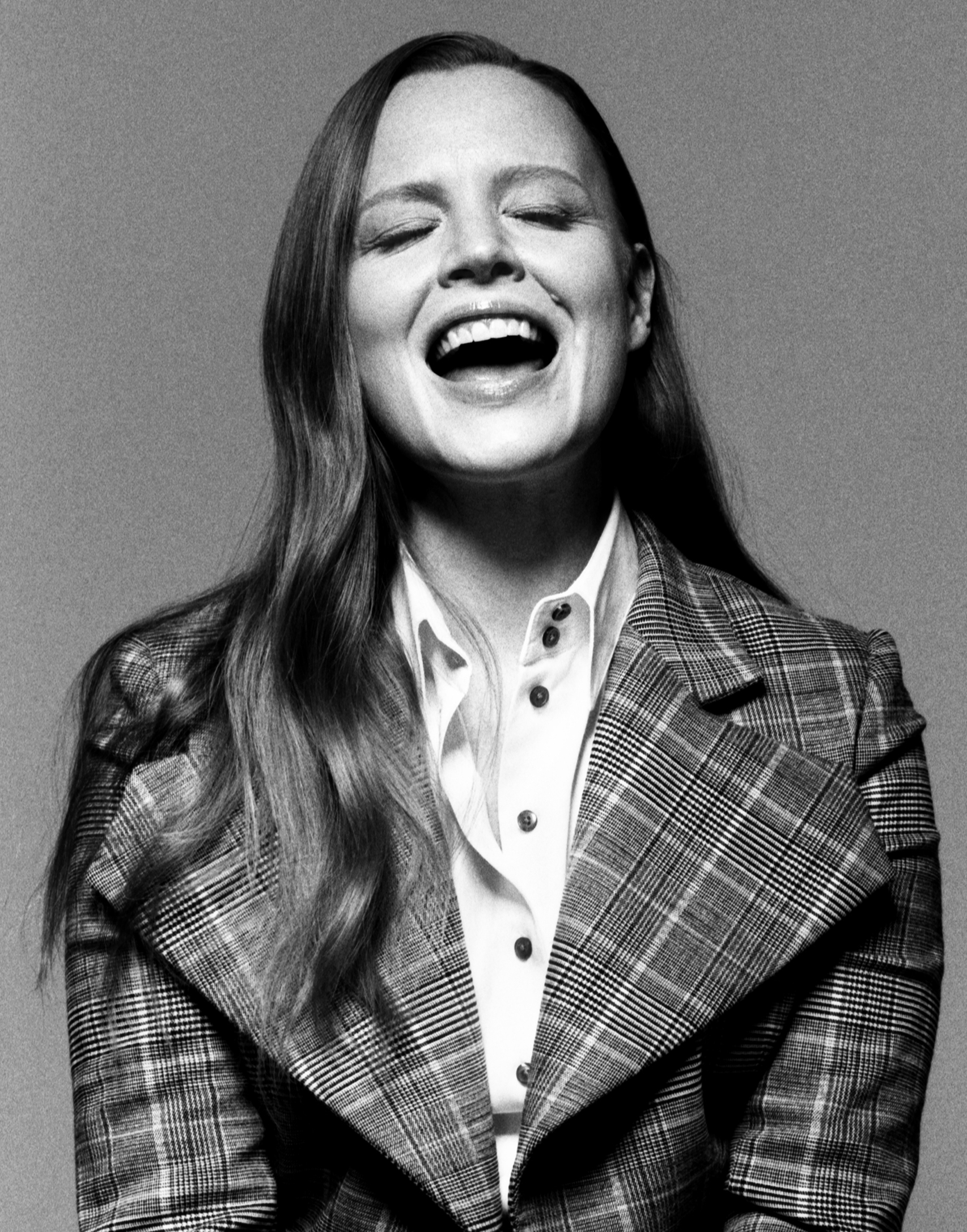 Lauren Ambrose  Monrowe