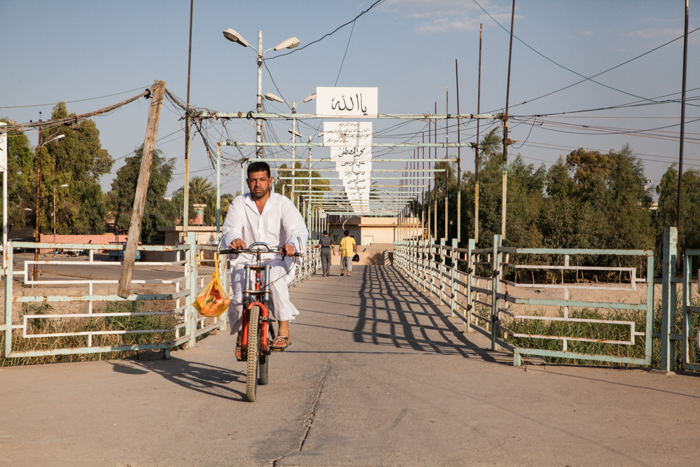 Taza Khurmatu, south of Kirkuk. July 2015. Taza Khurmatu is a village populated by shi'a Turkmen.