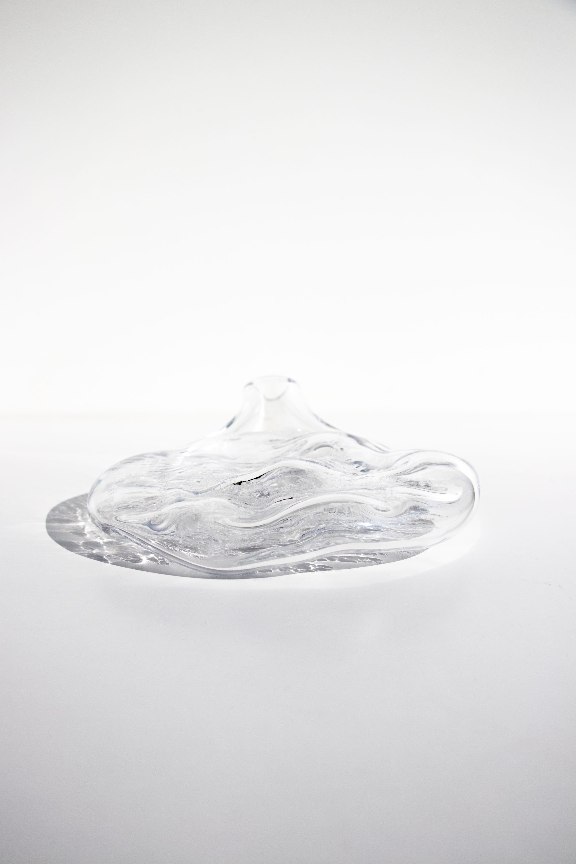Bodies of Water - Glass vesselmouth blown glass28 x 20 cm