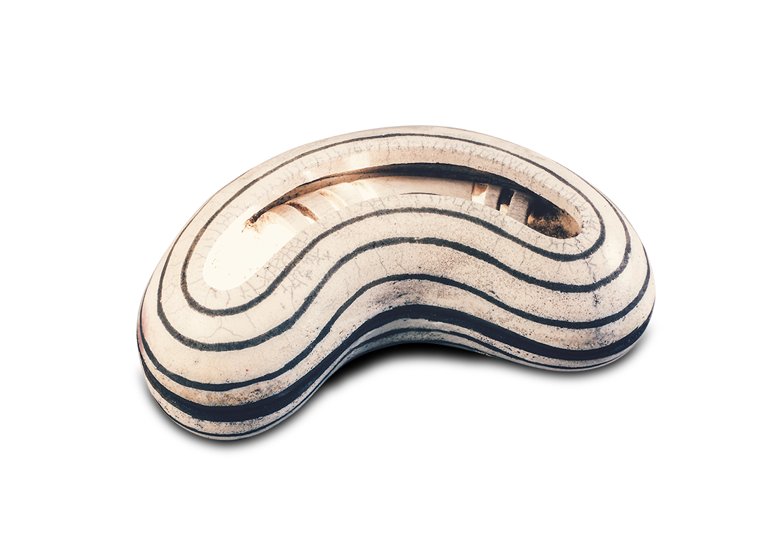 Fagiolo illuminato (Ceramica raku, cm 36x9x25, 1998)