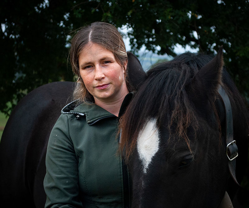 Alle sehen das Pferd, wer sieht Fiona?