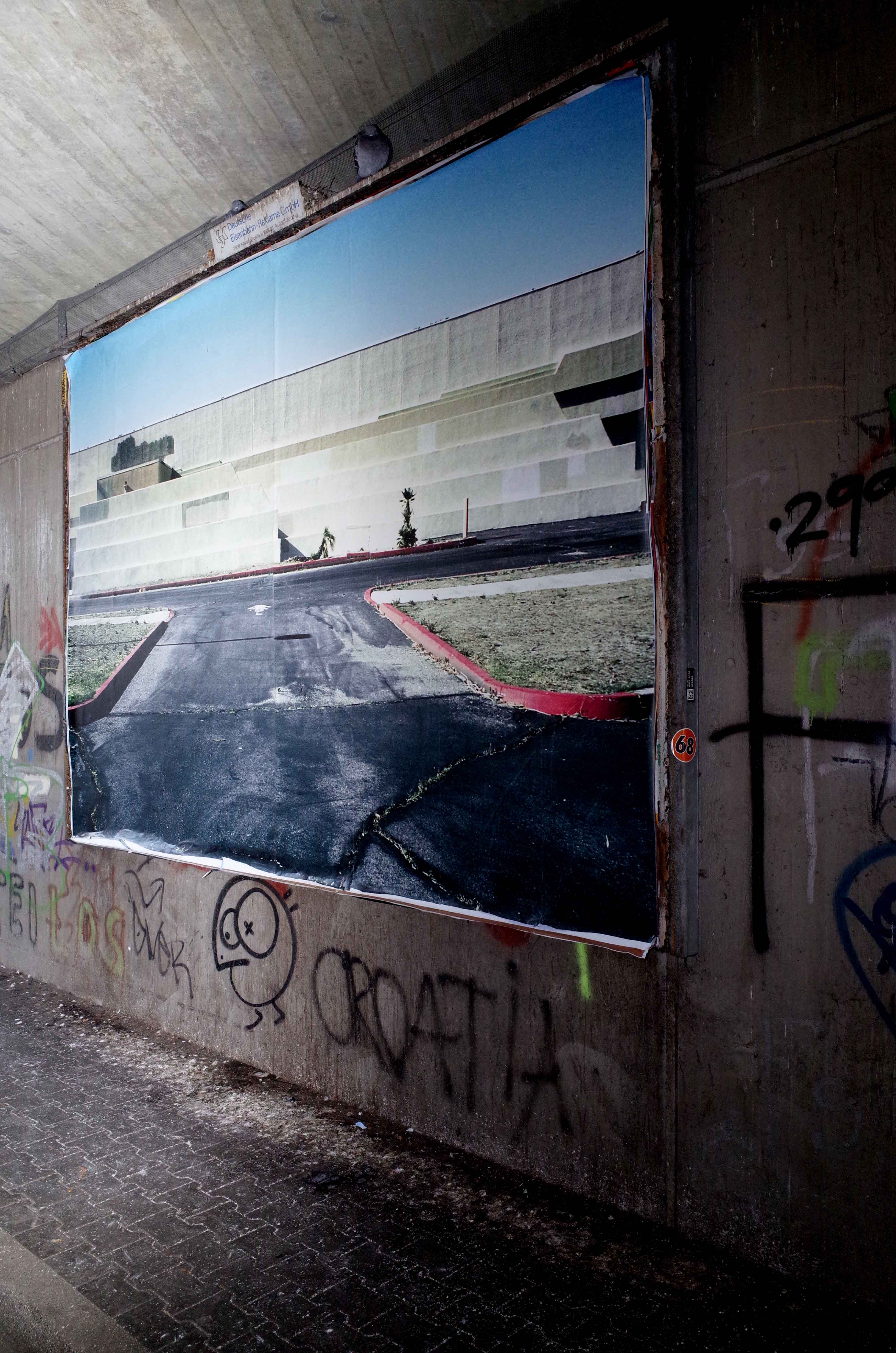 February 13 - 23, 2018 - Exhibition Düsseldorf - Ellena Ehrl & Tibor Bielicky will collaborate at the group exhibition Düsseldorf Photo: 2min ago and present their work Palm Springs Mall at Unterführung, Philipp-Reis-Str / Ecke Färberstr., 40215 Düsseldorf