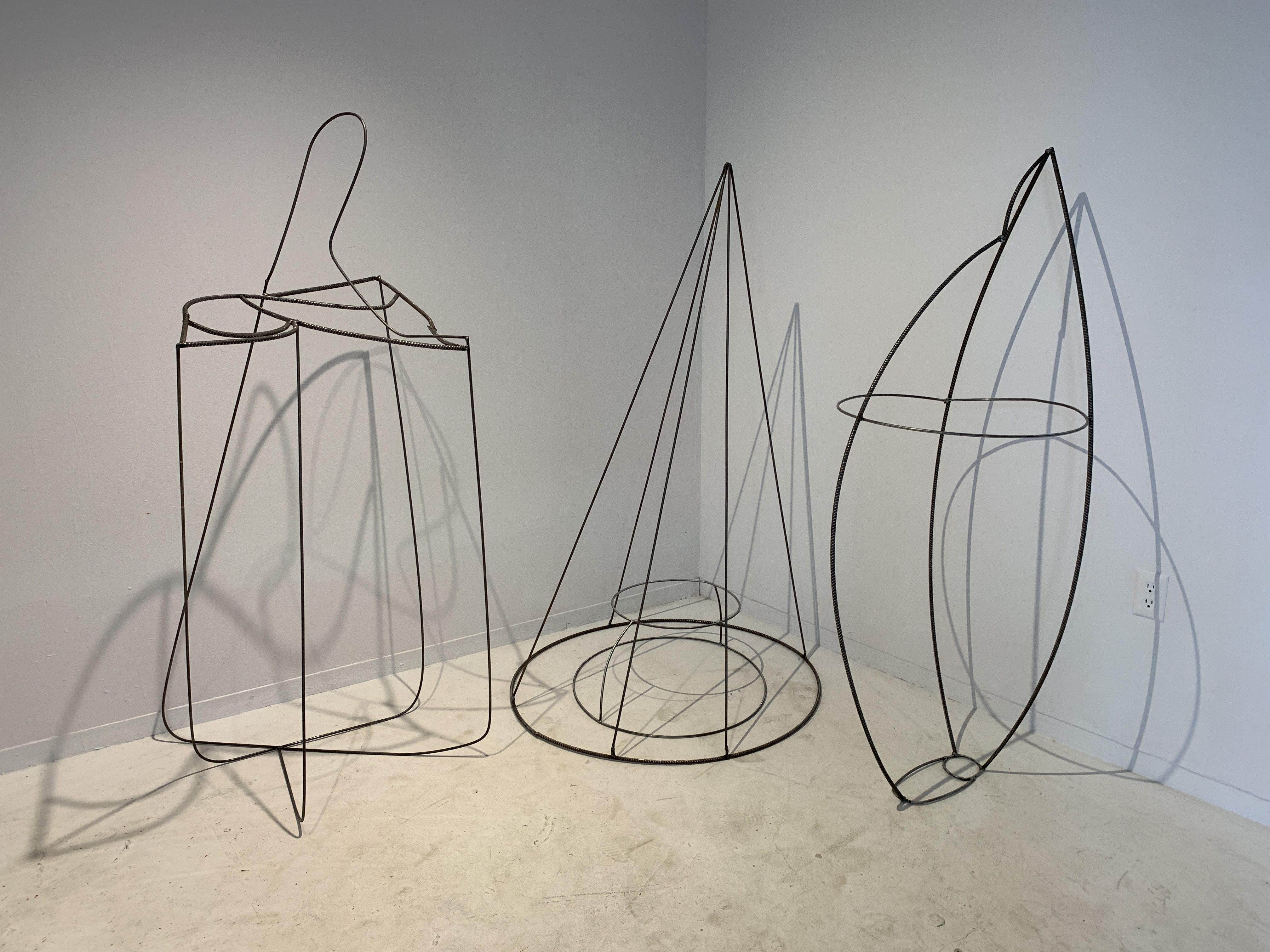 Dance Party | Steel | 54 x 96 x 36 in | 2022 | Breakdance | Steel | 2022 | Photograph by Dara Etienne