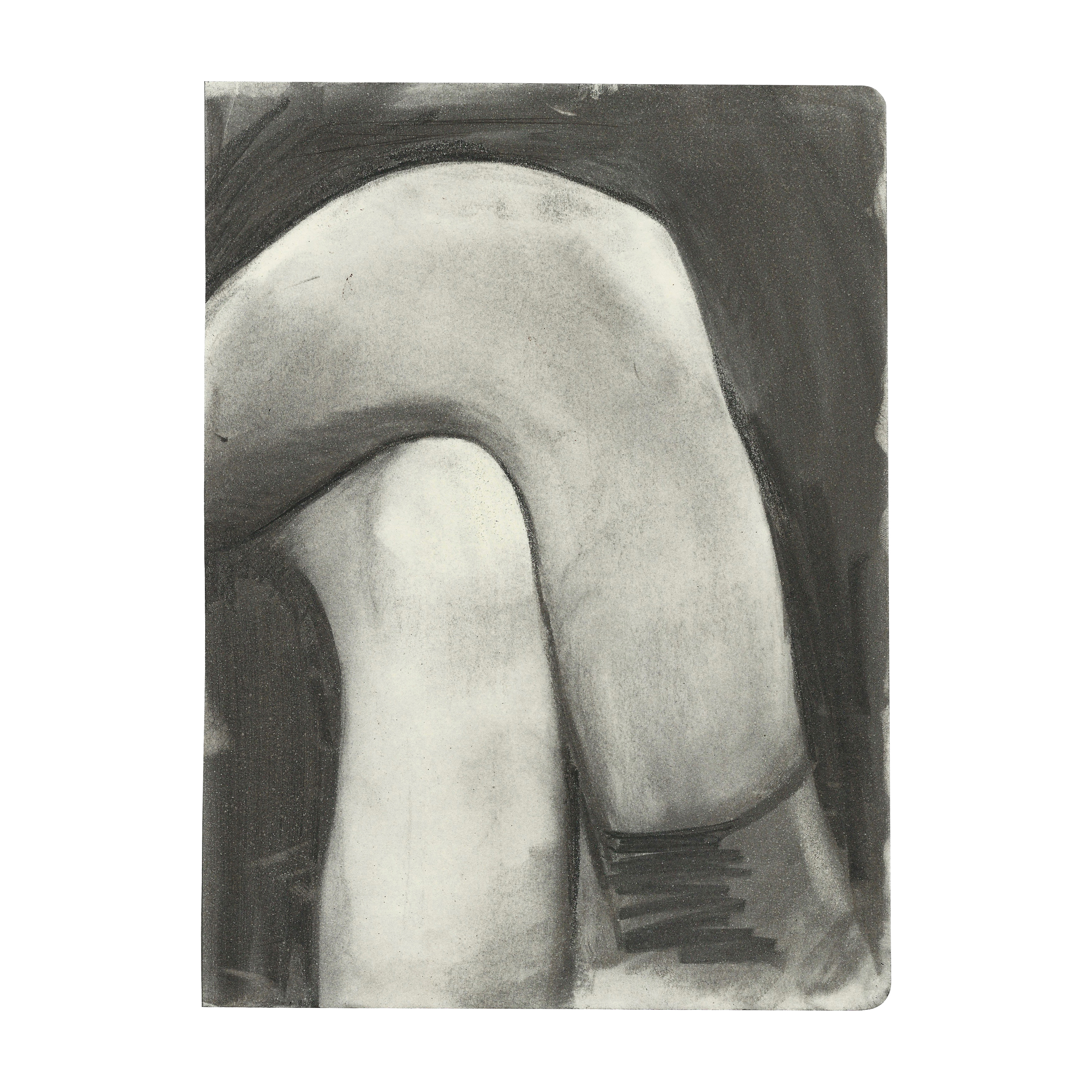 Saskia Colwell, Untitled, 2022. Charcoal on paper. 25 x 18.7 cm (9 27/32 x 7 23/64 inches).
