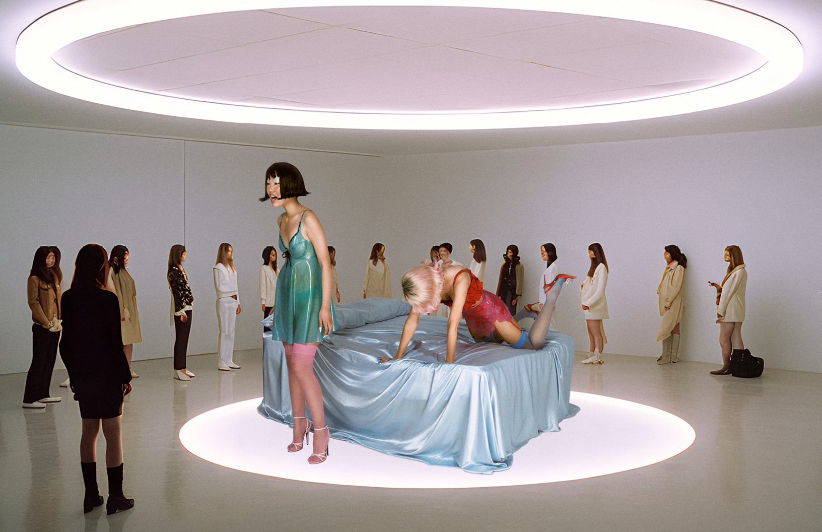 ‘The Aquarium’ Schön Magazine/ Set Design: Clodagh Farrelly /Set Design Assistant