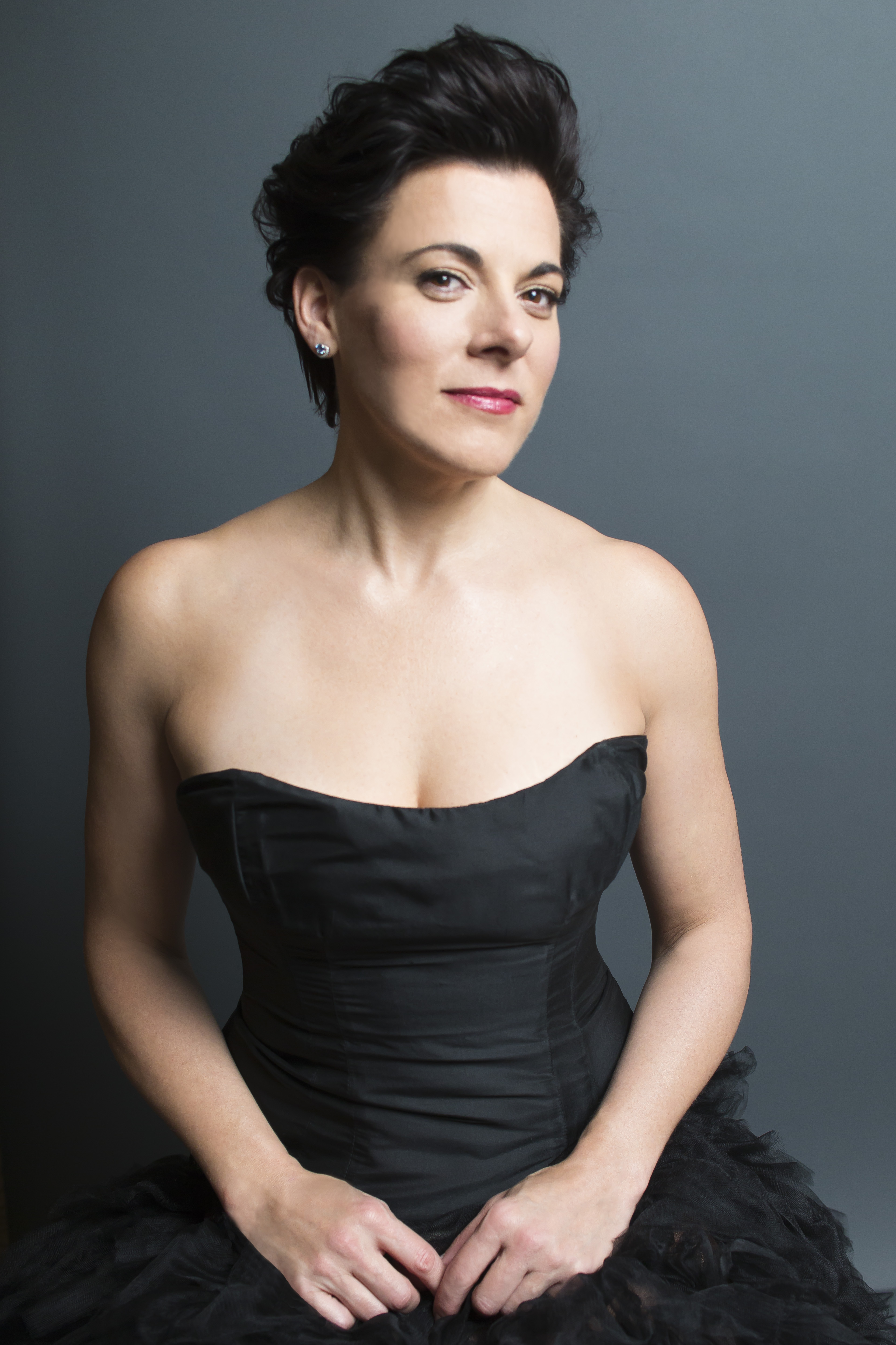 Peggy Kriha Dye, Soprano