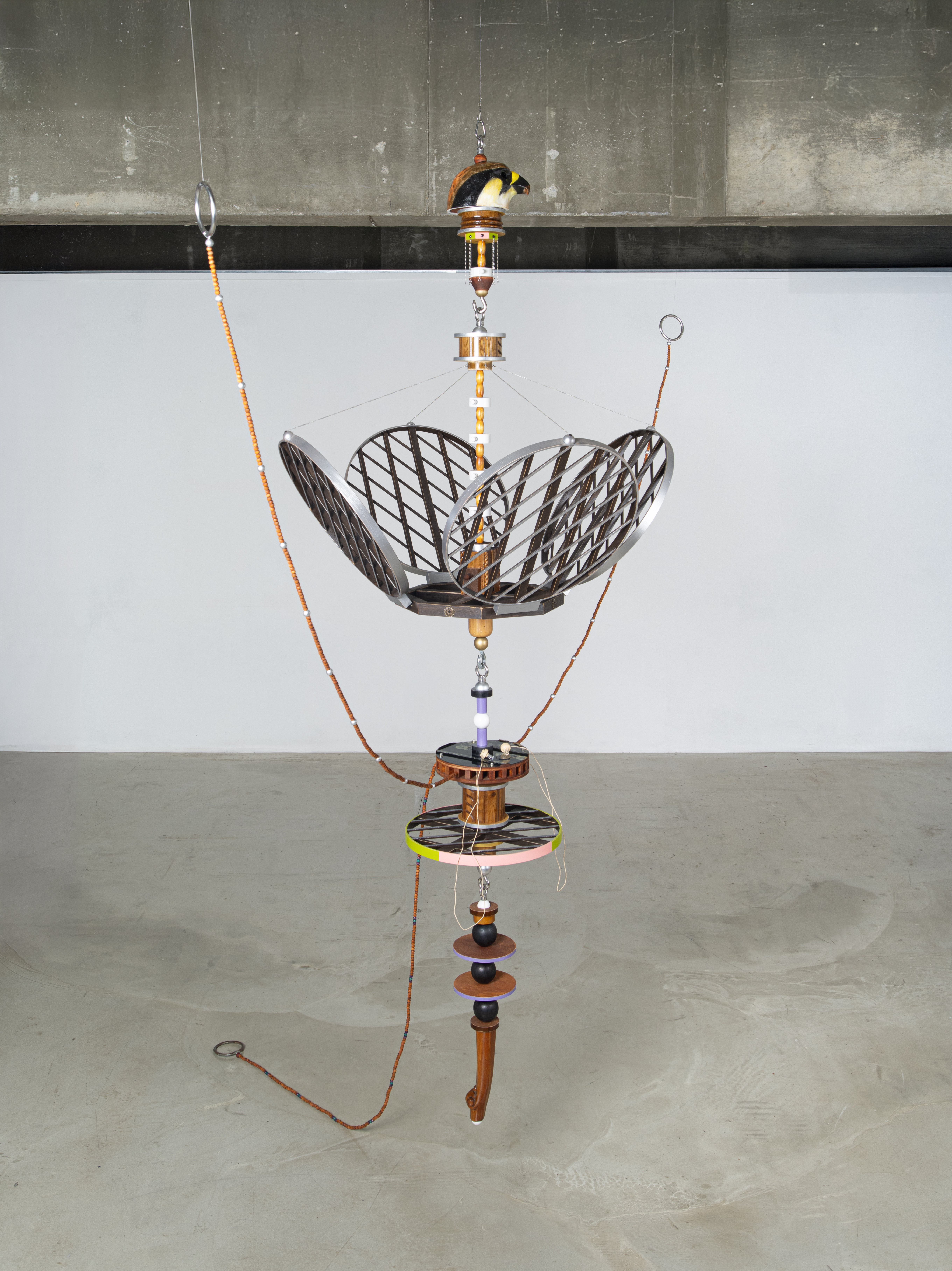 Round of Body (Antenna bird D) — Collected objects, acrylic on wood, ceramic, marvel, chain, metal ring, crystal radio, 249(H) x 250 x 130cm, Dimensions variable, 2025 