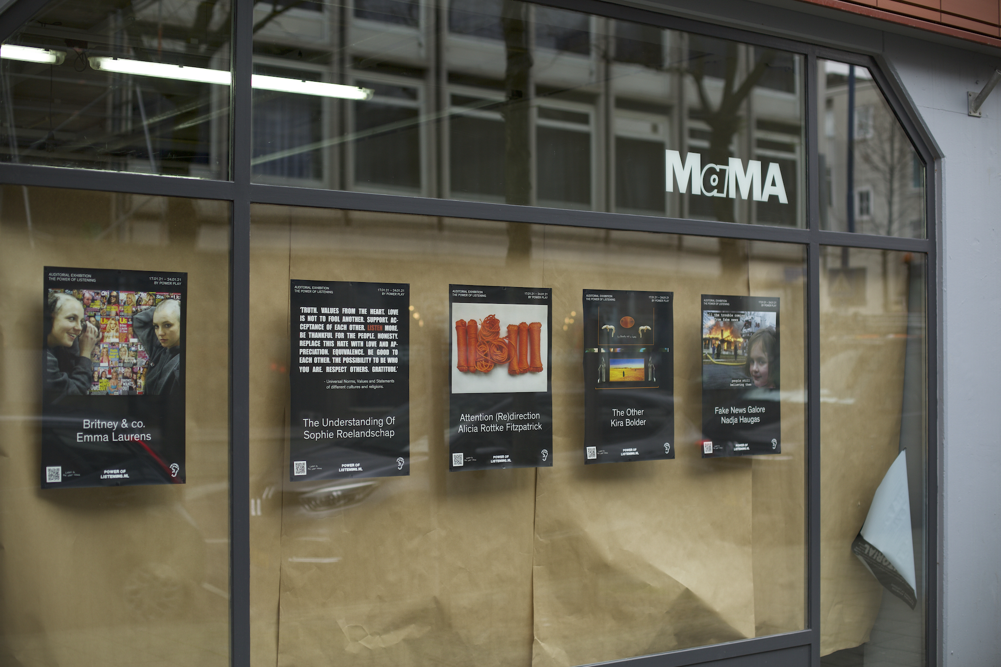 Window exhibition at MaMA, Rotterdam.