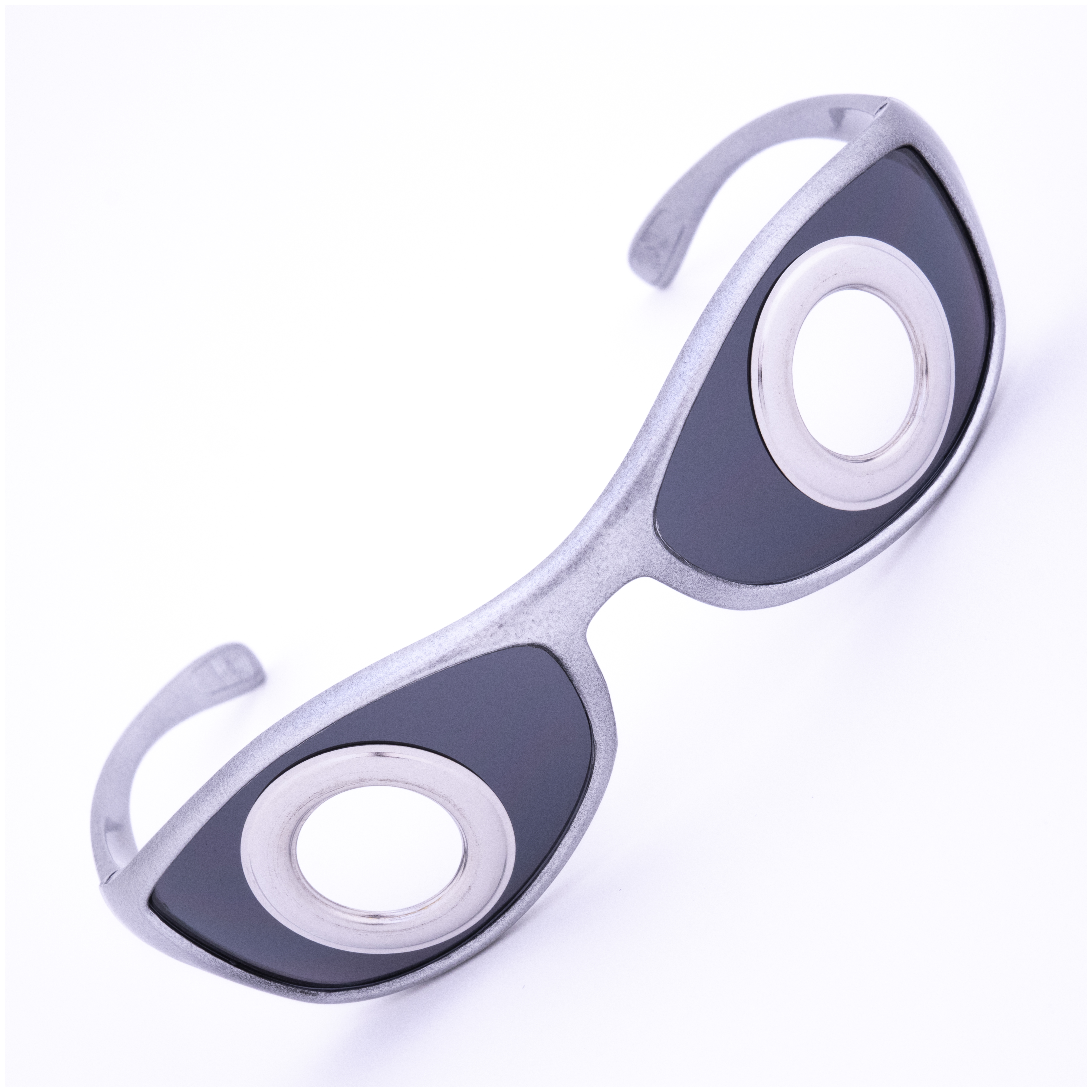 2040 Specs 01 (Silver)Sunglasses with grommets,hand engraved frame interior1 of 1