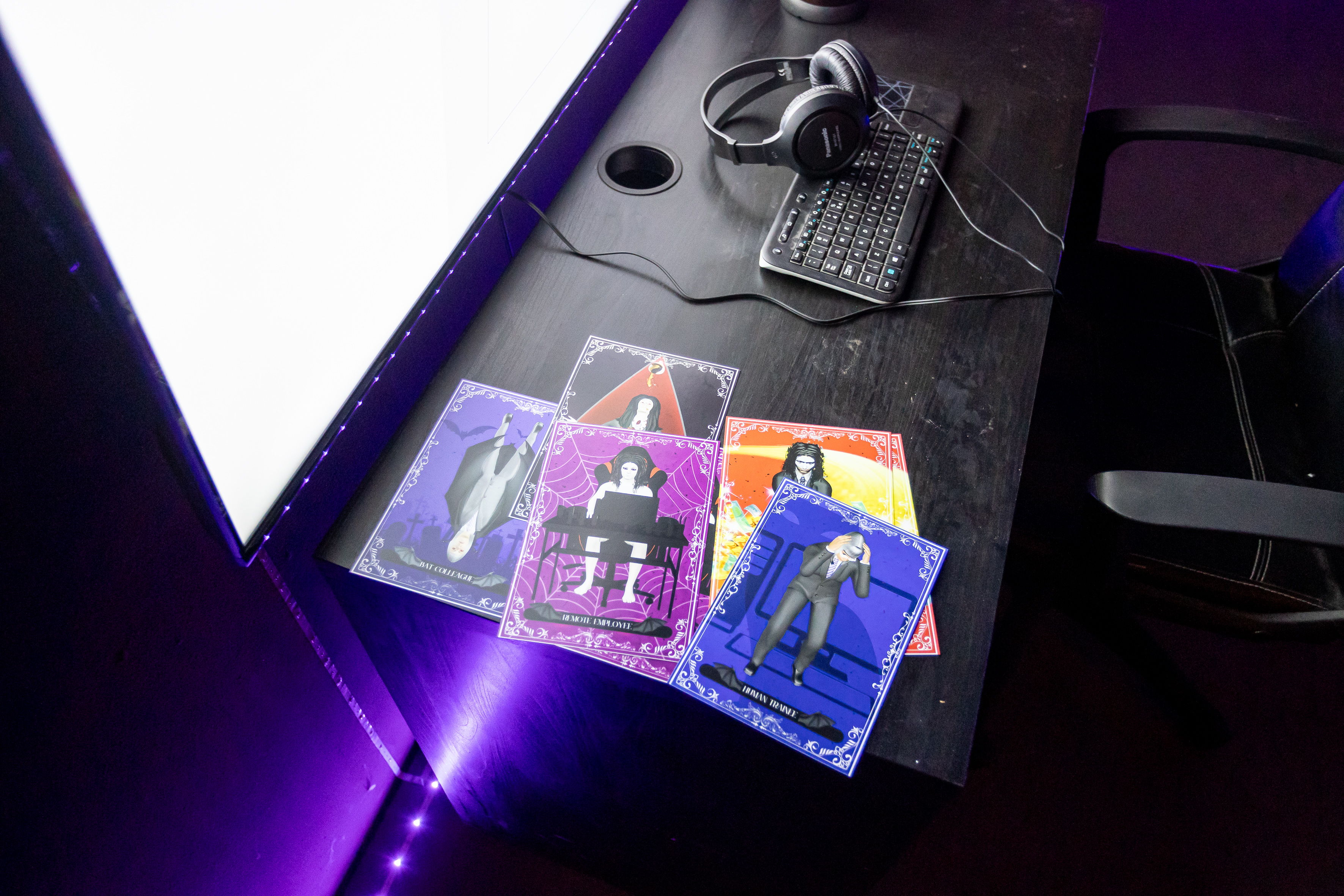 𝘛𝘩𝘦 𝘖𝘧𝘧𝘪𝘤𝘦 𝘈𝘧𝘵𝘦𝘳 𝘋𝘢𝘳𝘬, Sandwich Gallery- Combinatul Fondului Plastic, Bucharest,📷 Rares Toma, 2024