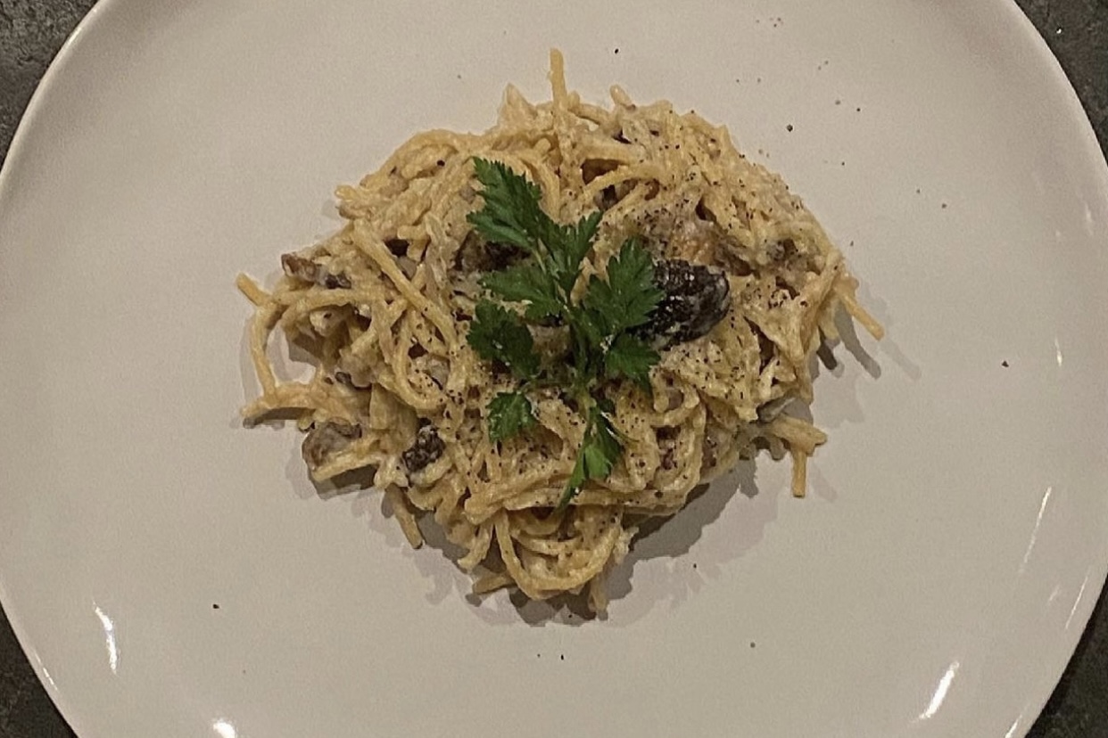 Feals — Charlie Ann Max