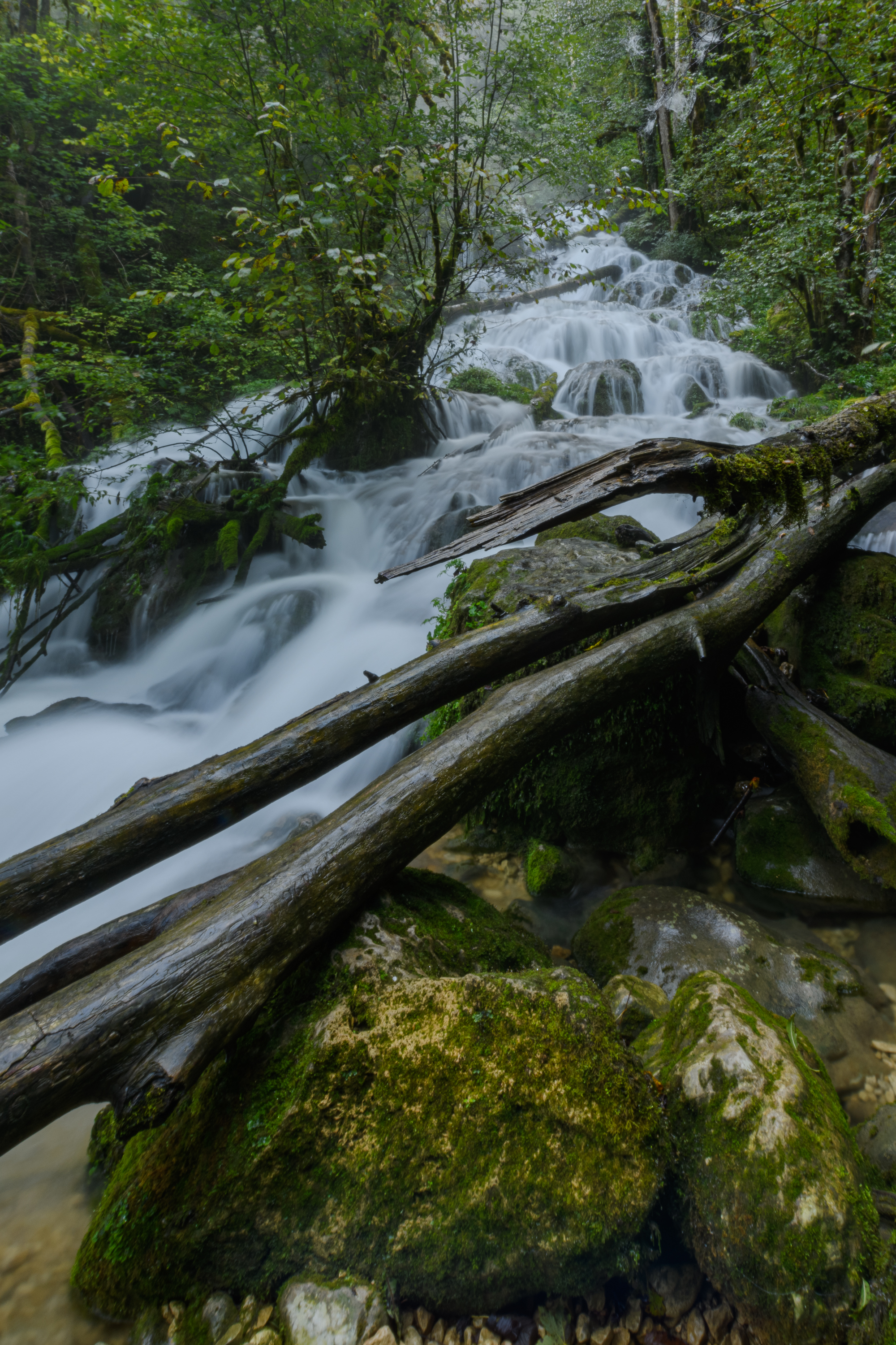 Cascade du Tabourot. Cirque de consolation (Doubs).