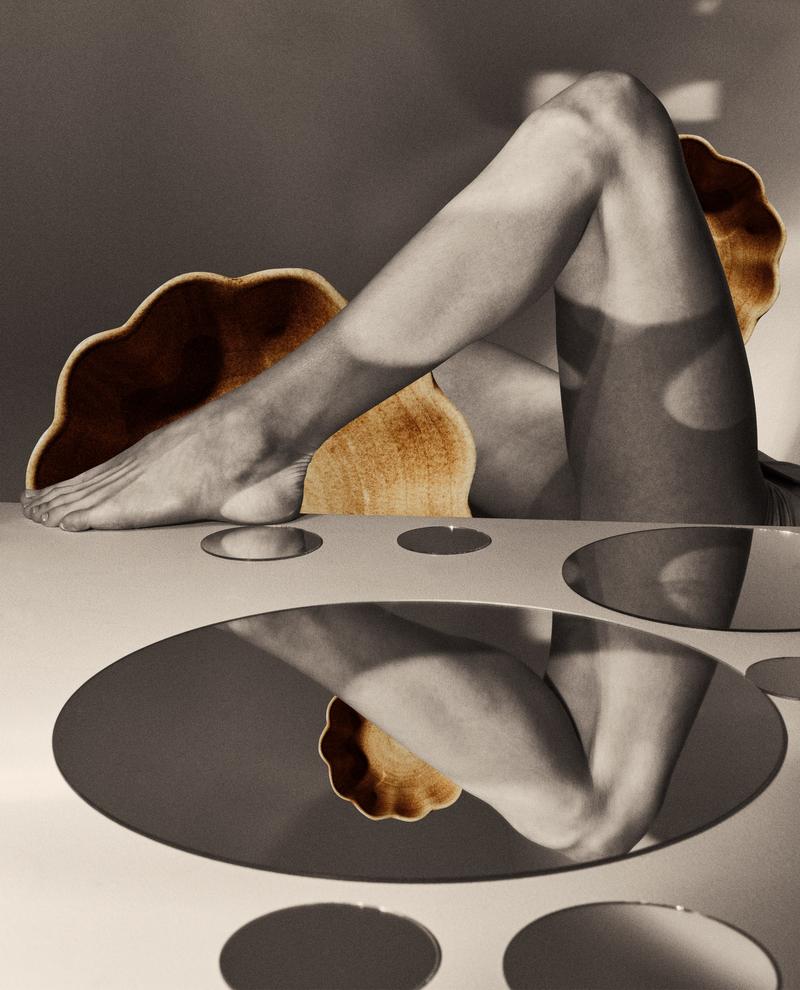 Still Life Photographer Martin Vallin utilizes reflections and dynamic lighting to create an alluring image for Mateus