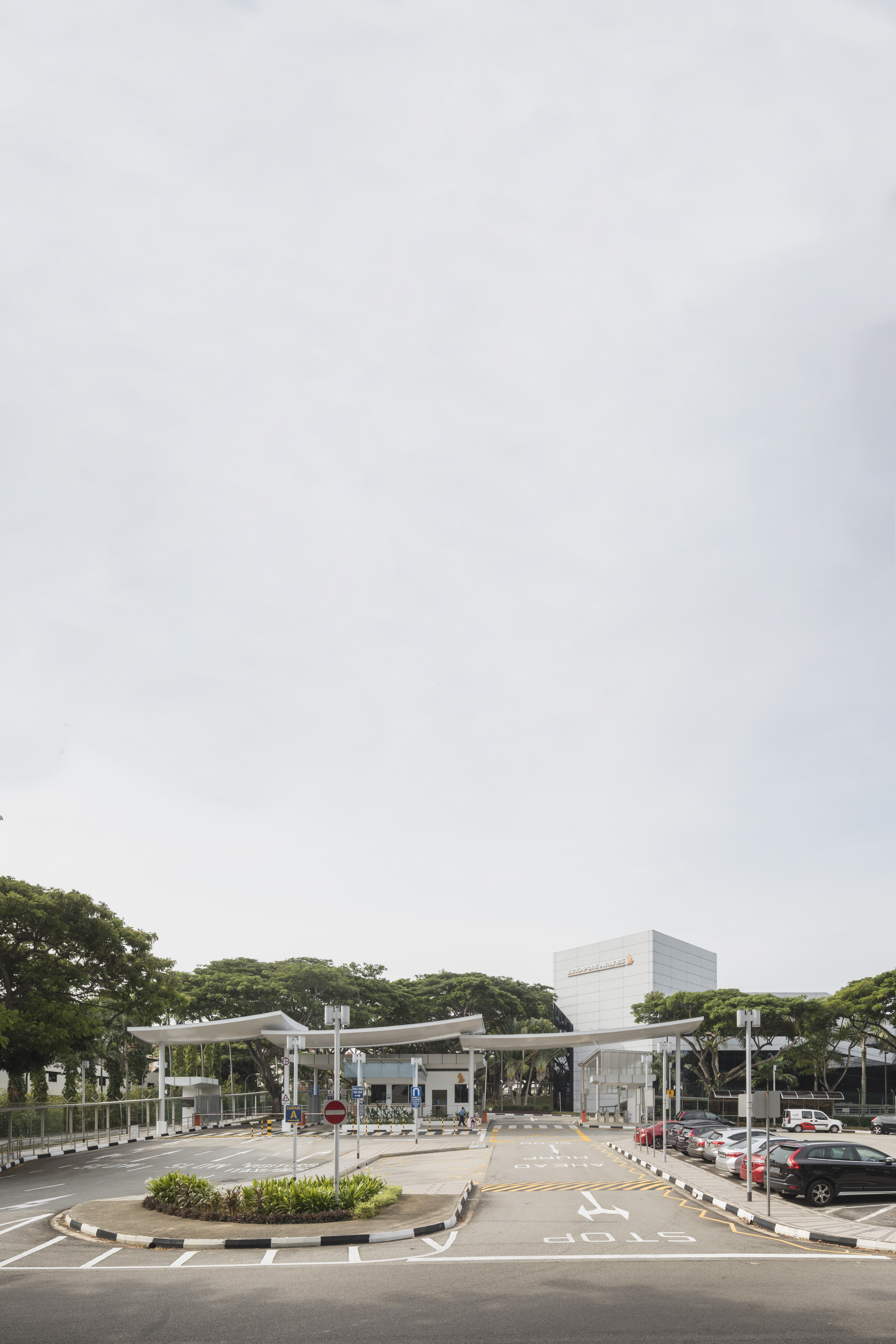 SIA Entrance | Creating subtle moments within everyday experiences of walking