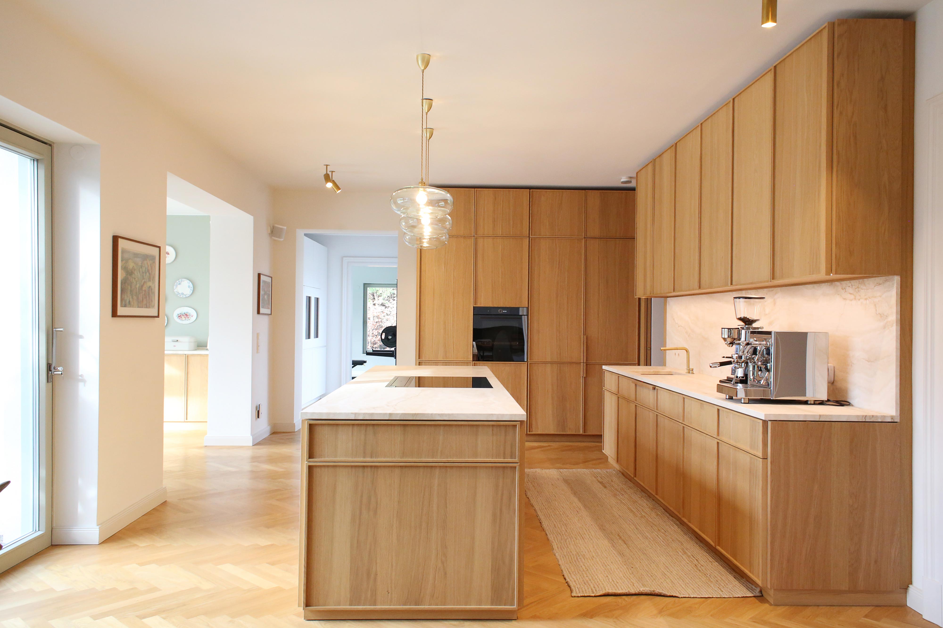 [HUE] Innenausbau und Küche