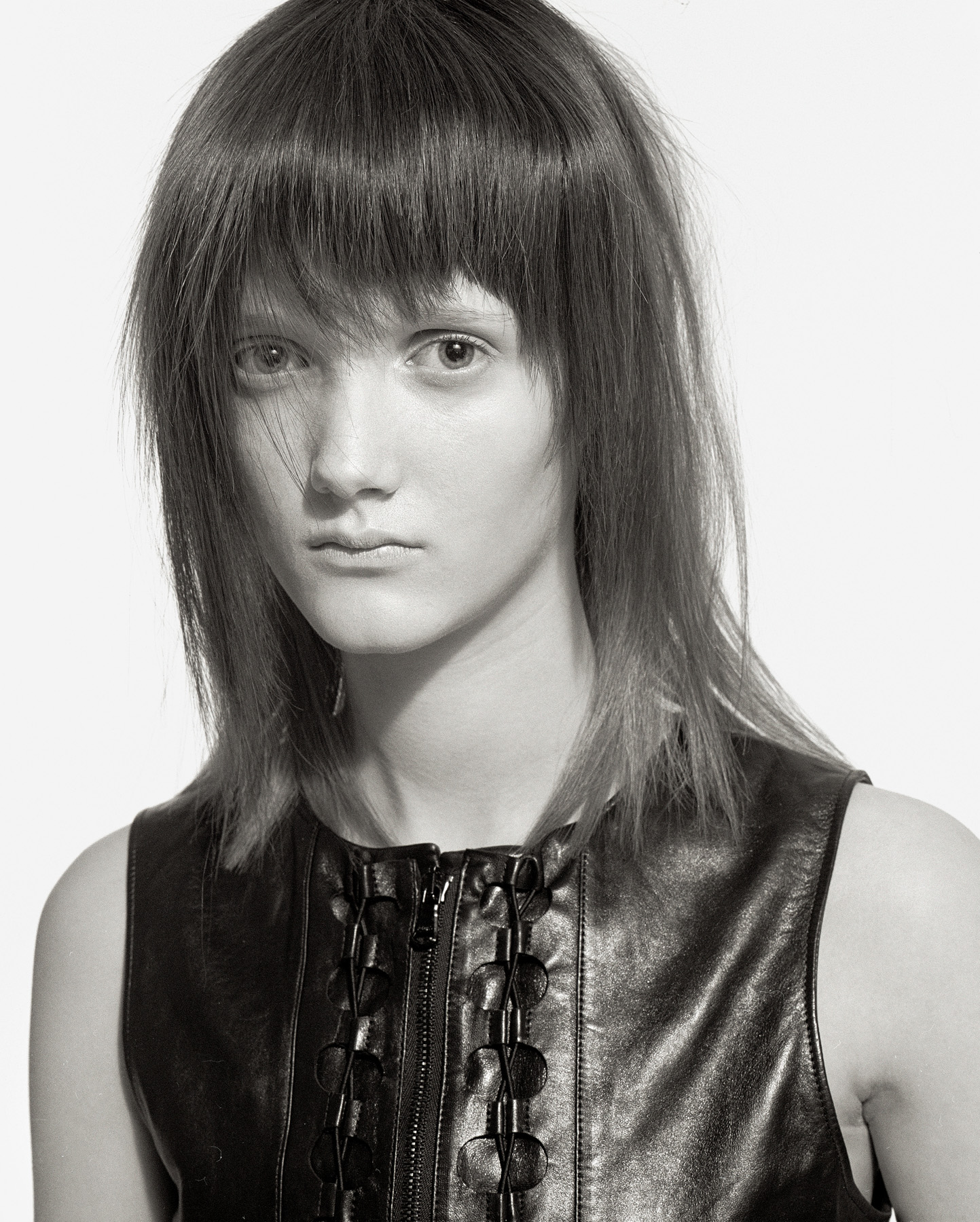 Amica, 2001Hair Stylist: Renato Campora; Editor: Giovanni Russo1/2