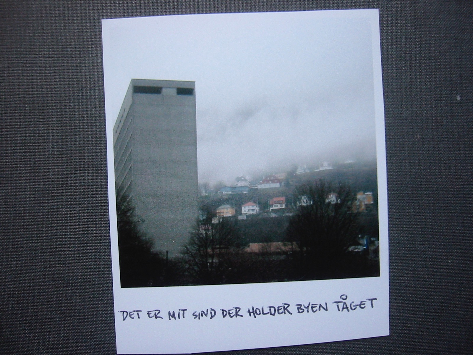Under Byen - Det er mig der holder træerne sammen