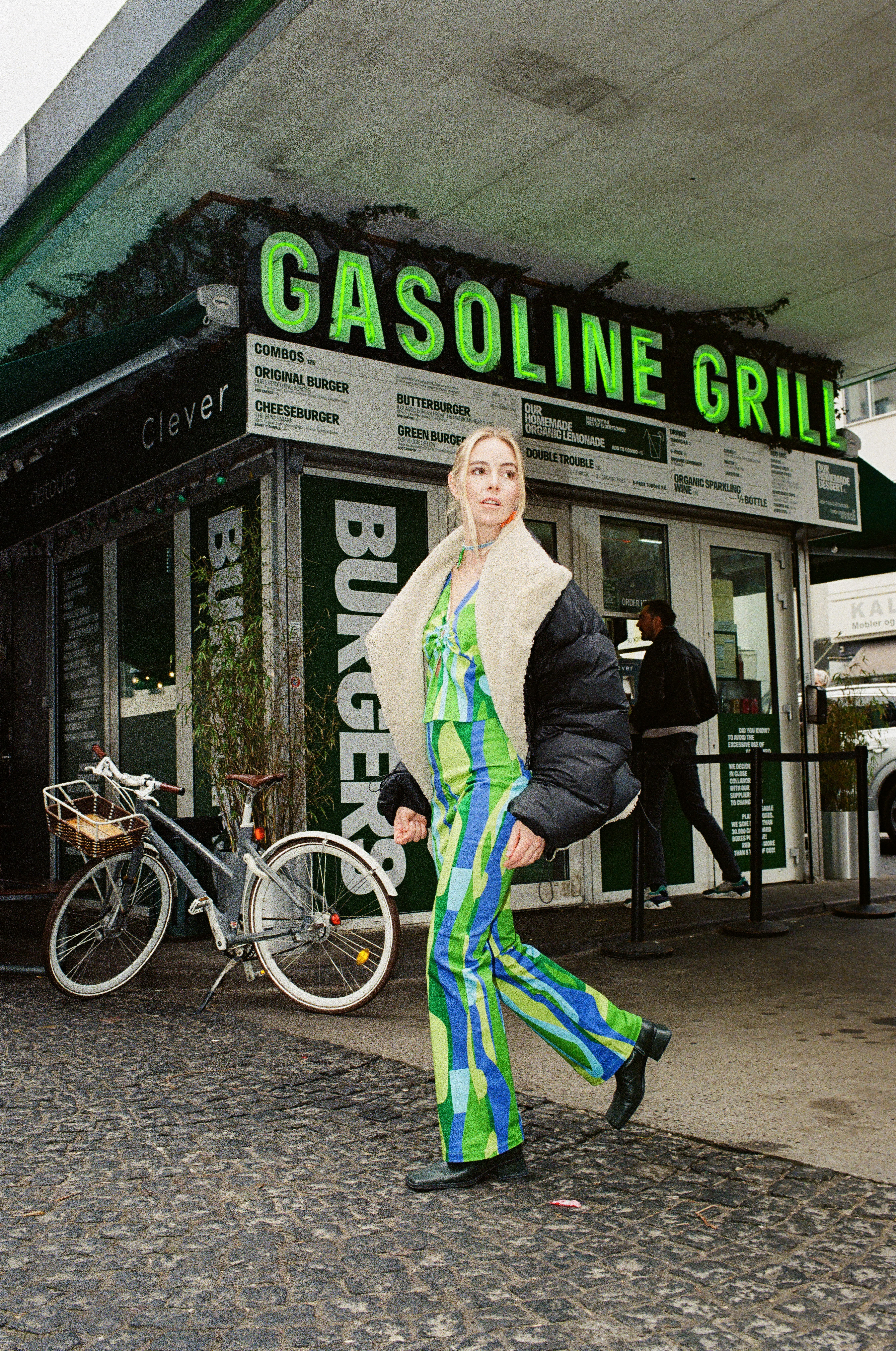 Hosberg x Paloma Rose