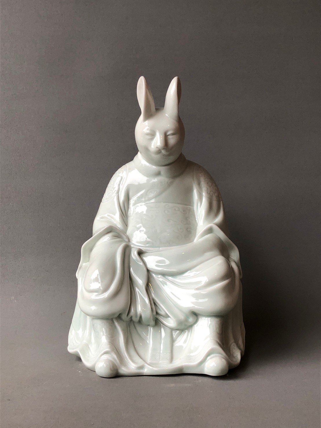 太歲星 - 兔 Tai Sui - Rabbit, 瓷土、釉料 Porcelain clay with Glaze, 20 X 20 X 30 cm Edition : 6