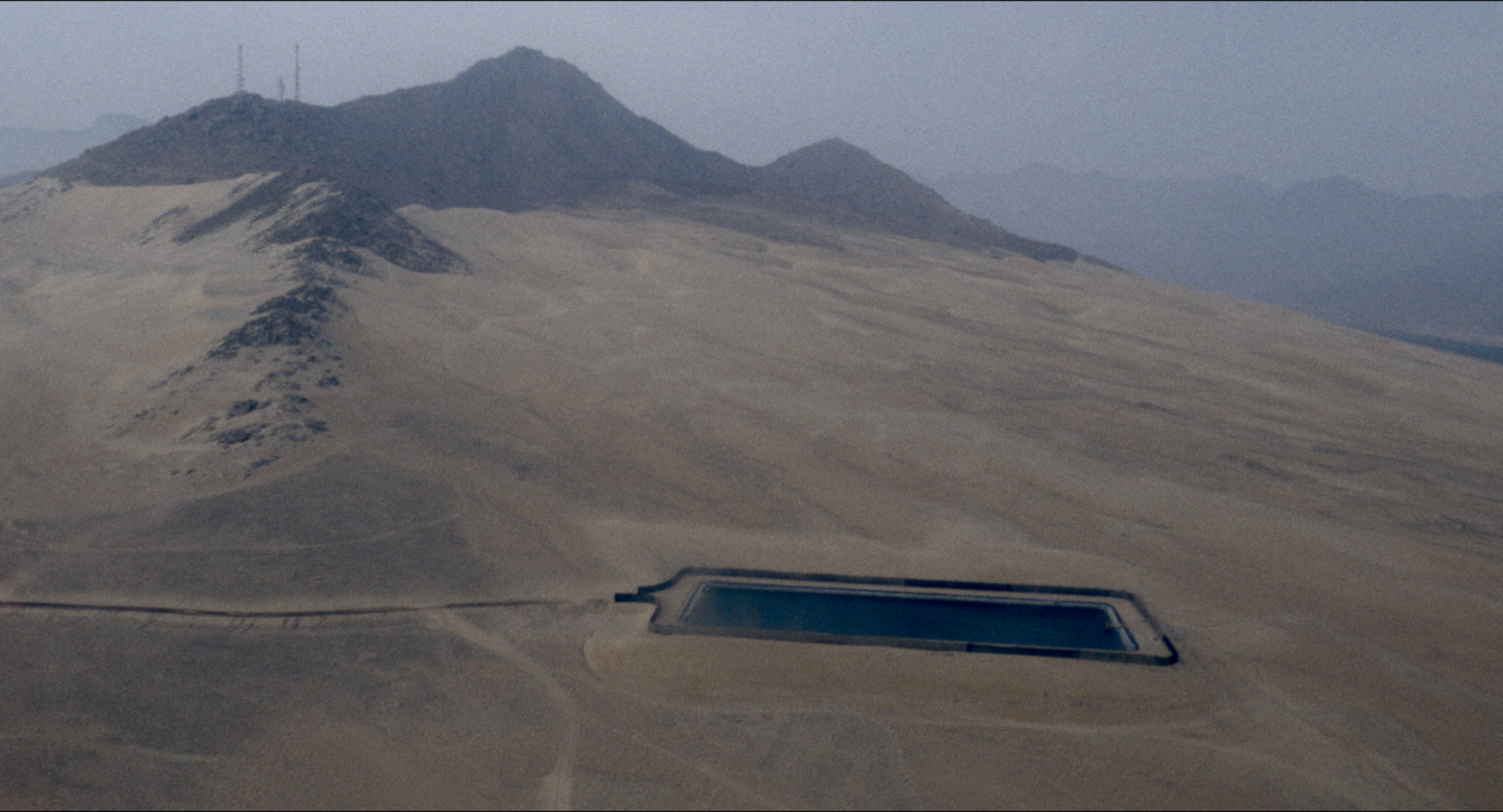 Aggregate States of Matters (2019) by Rosa Barba
