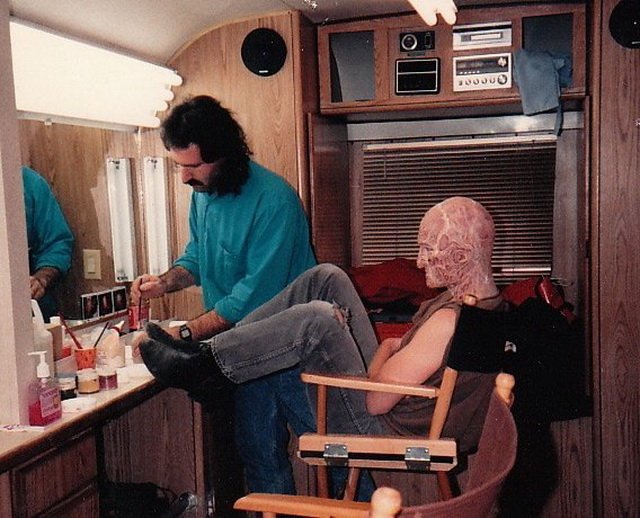 Howard Berger applying Kevin Yagher's Freddy makeup on Robert Englund for Nightmare on Elm Street 4: The Dream Master (Renny Harlin, 1988)