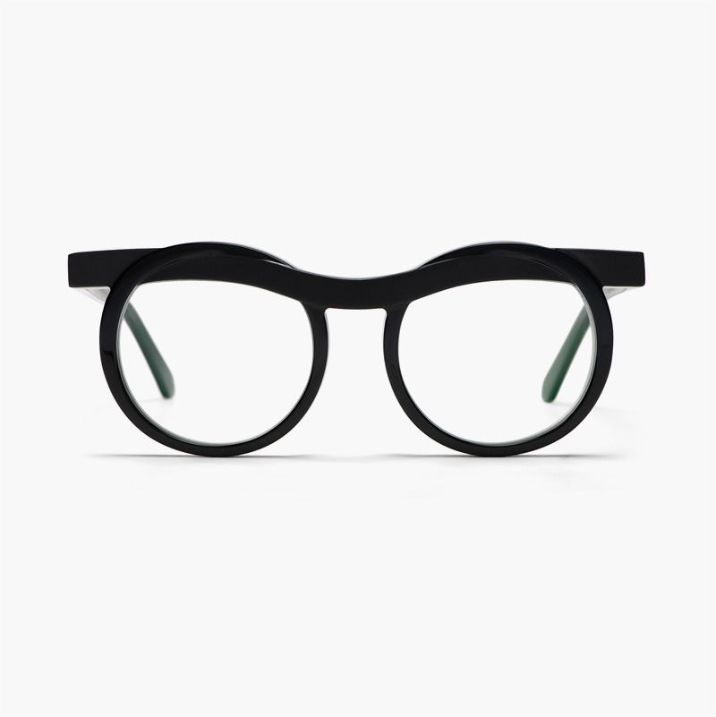 ︎︎︎MARVEL black