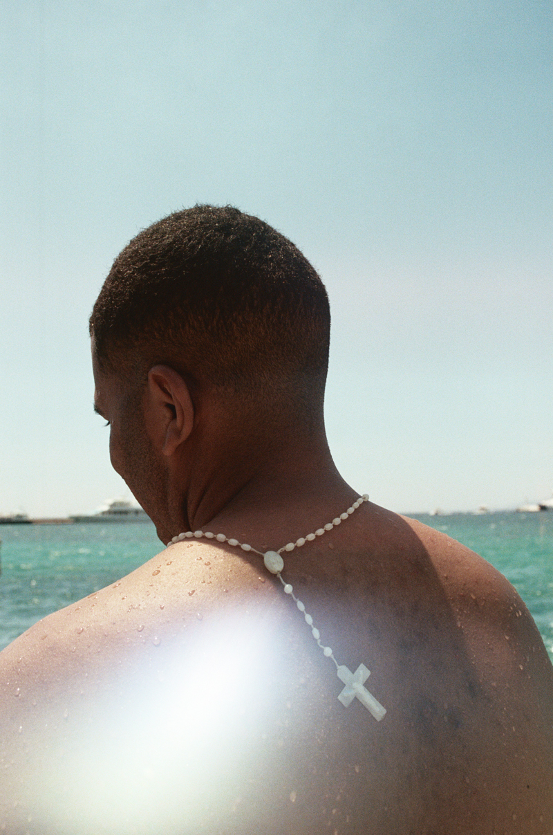 claire huteau expo photo Mykonos portrait homme