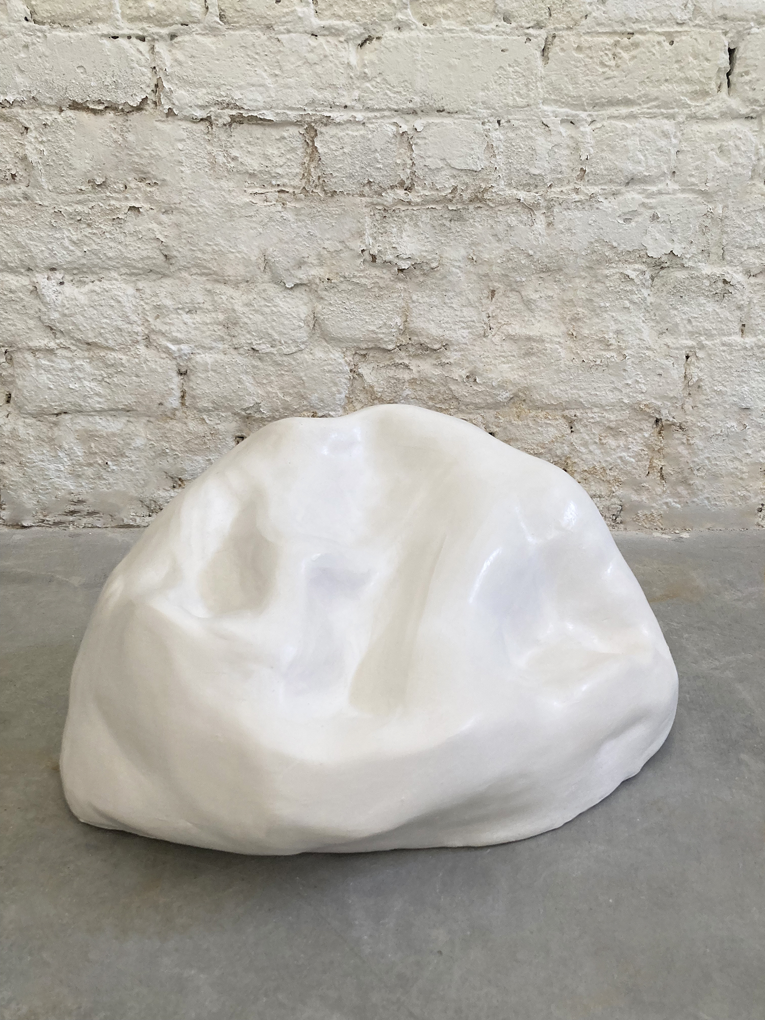 Patient A, 2022, Clay, 30 x 30 x 50 cm