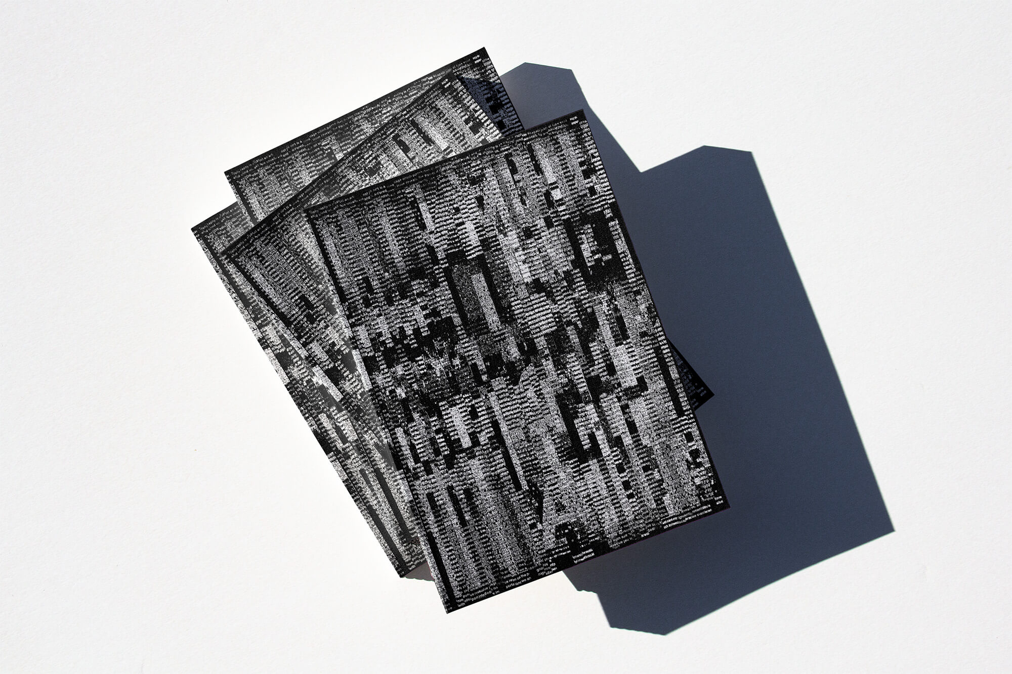 AKIA is a publication that aims to inform readers about the transformational form of typography in urban environments. The project encouraged students to focus on type and image integration, experimentation and visual exploration of type.