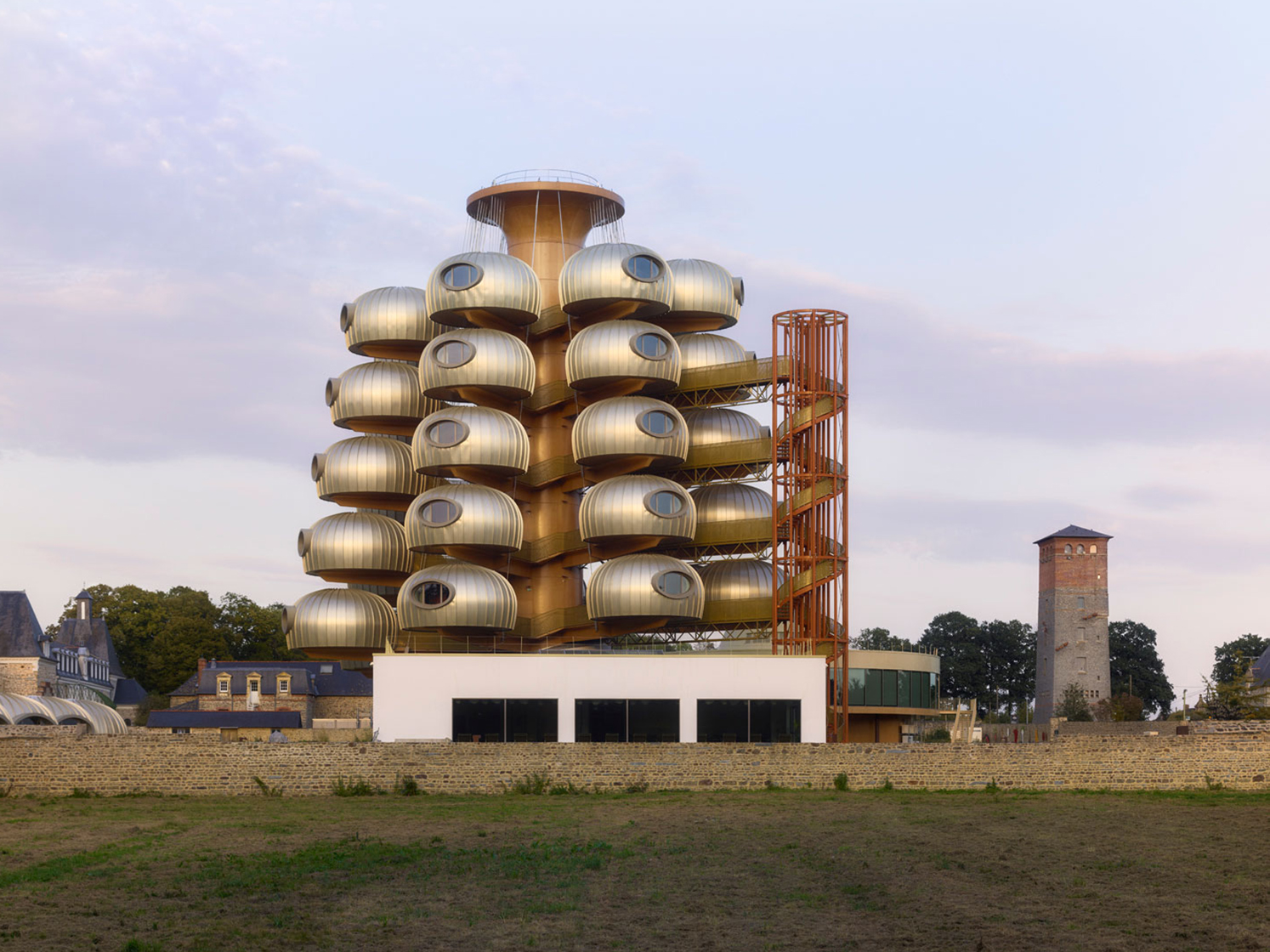 AGENCE ARCHITECTURE UNITÉ - HOTEL L’ESSENCIEL - PIRÉ CHANCÉ, FRANCE