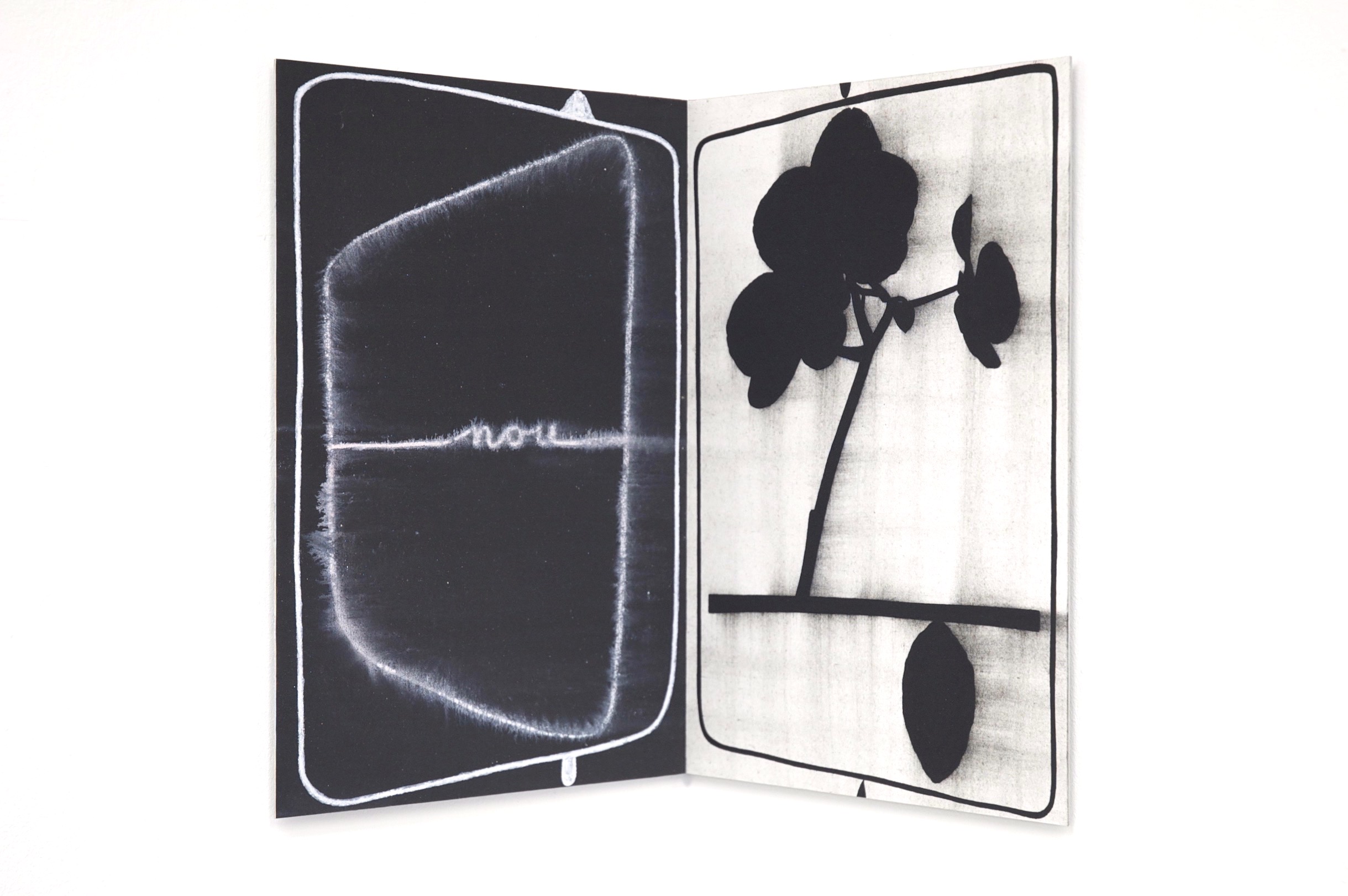 Untitled 2015, acrylic on paper/aluminium, 29.5 x 42 cm, private collection