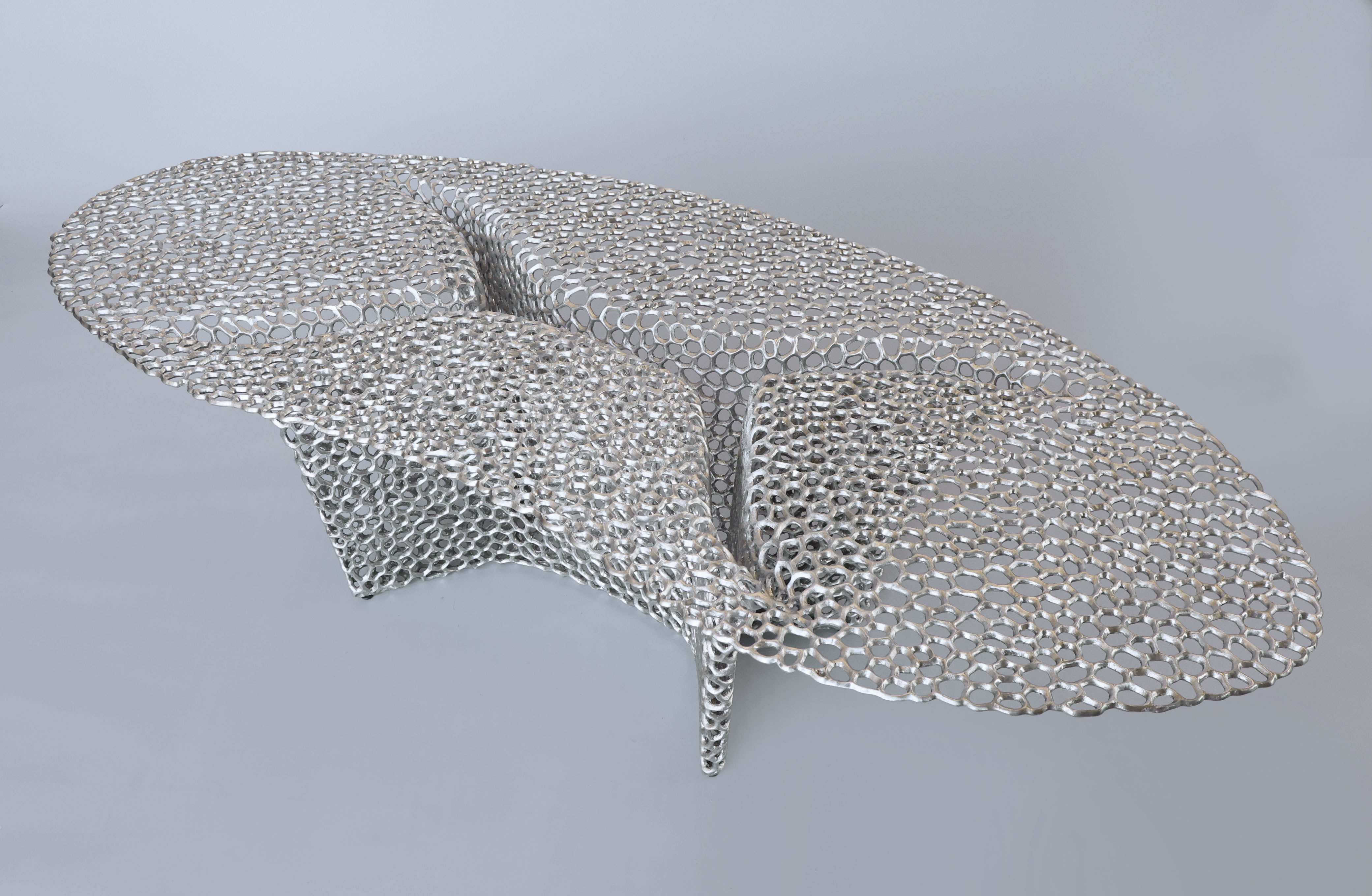 Ocupa, 2025, White Bronze / 42.5x160x72cm, 16.5x63x28"