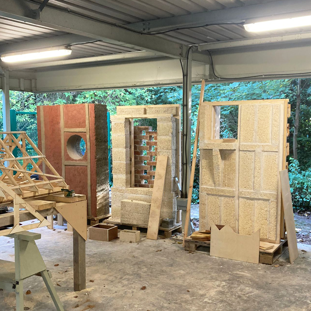 Hempcrete experiments at Nottingham University