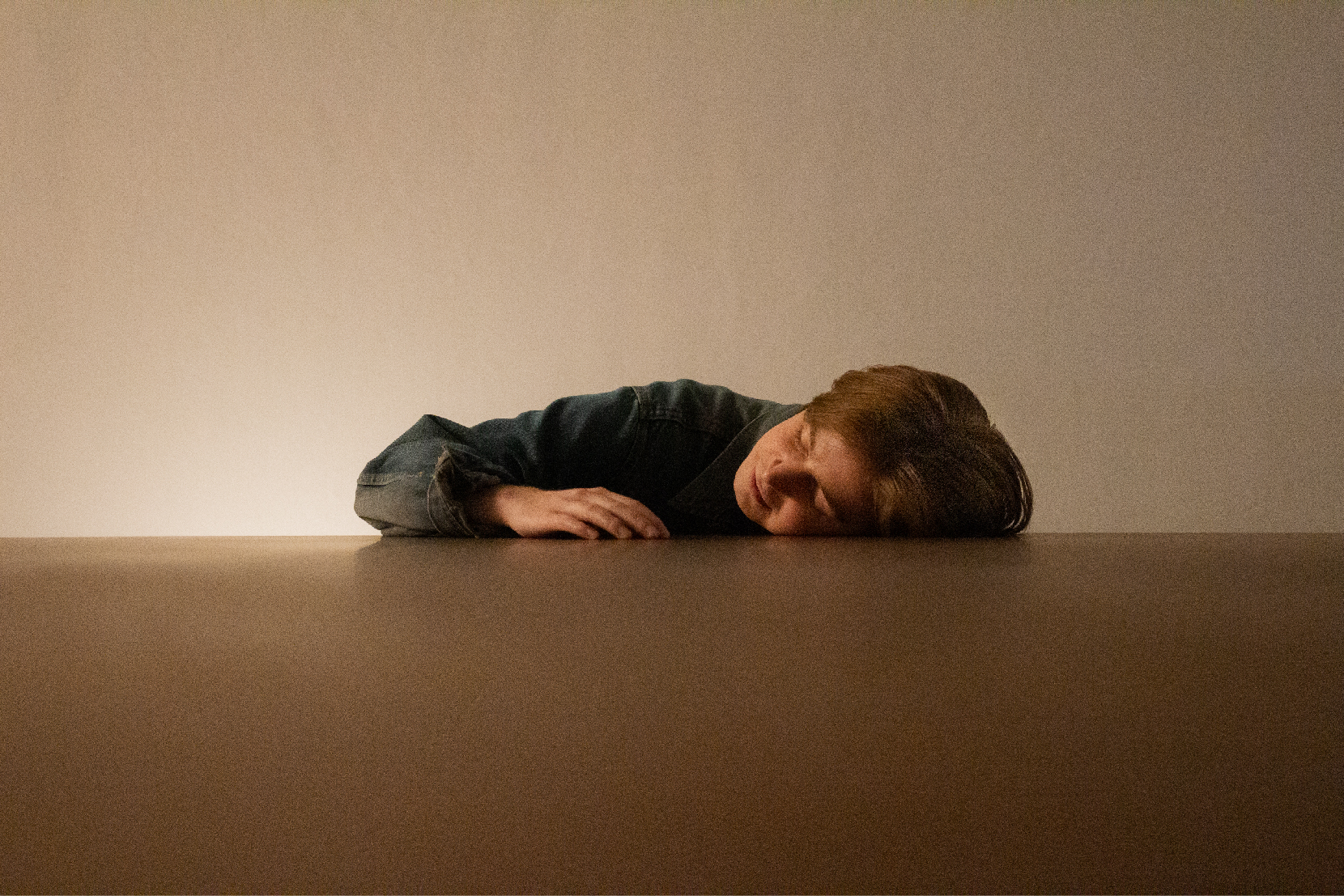 Purring Table (2023)