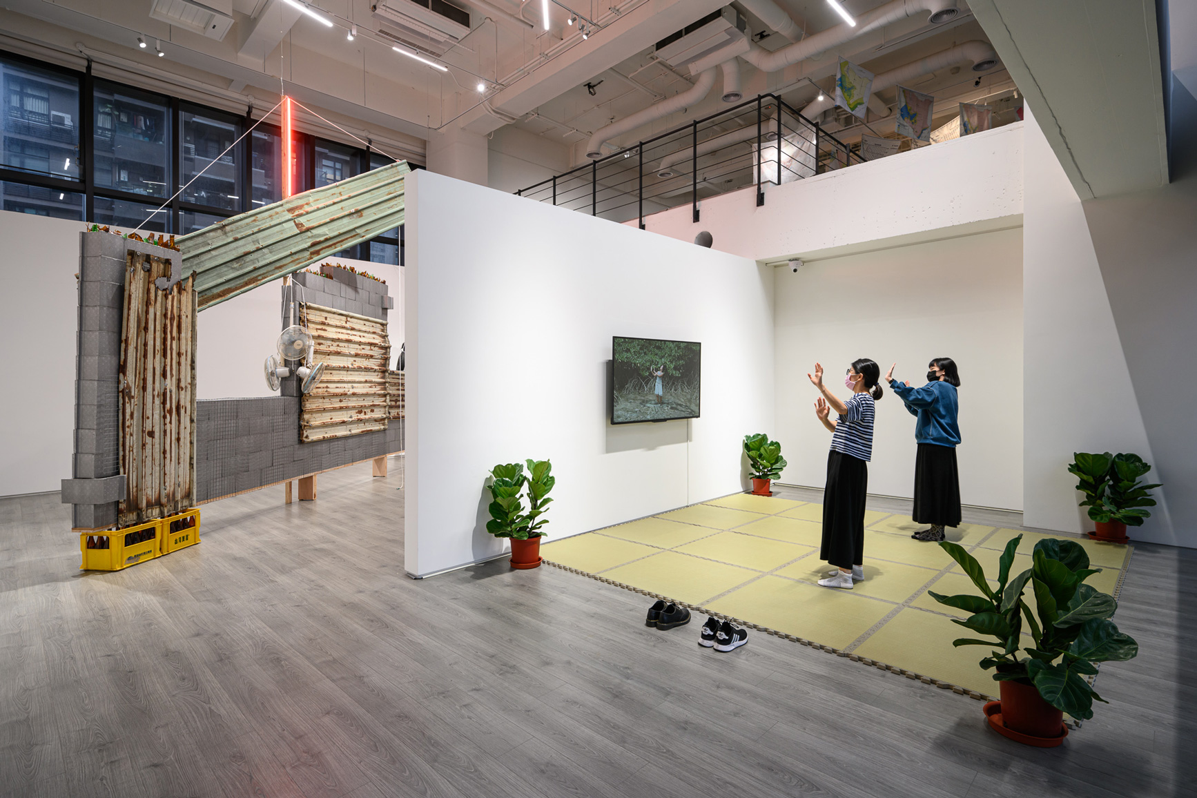 Exhibition still (photo by Solid Art)