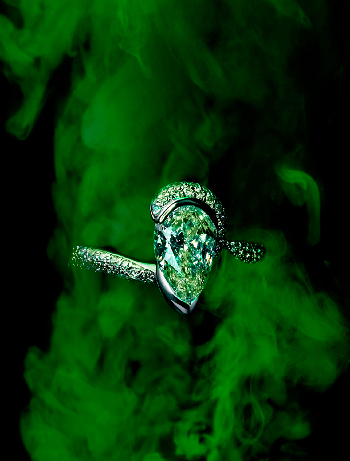 KMA photographer Isabelle Bonjean photographs diamond ring surrounded by green smoke for Figaro
