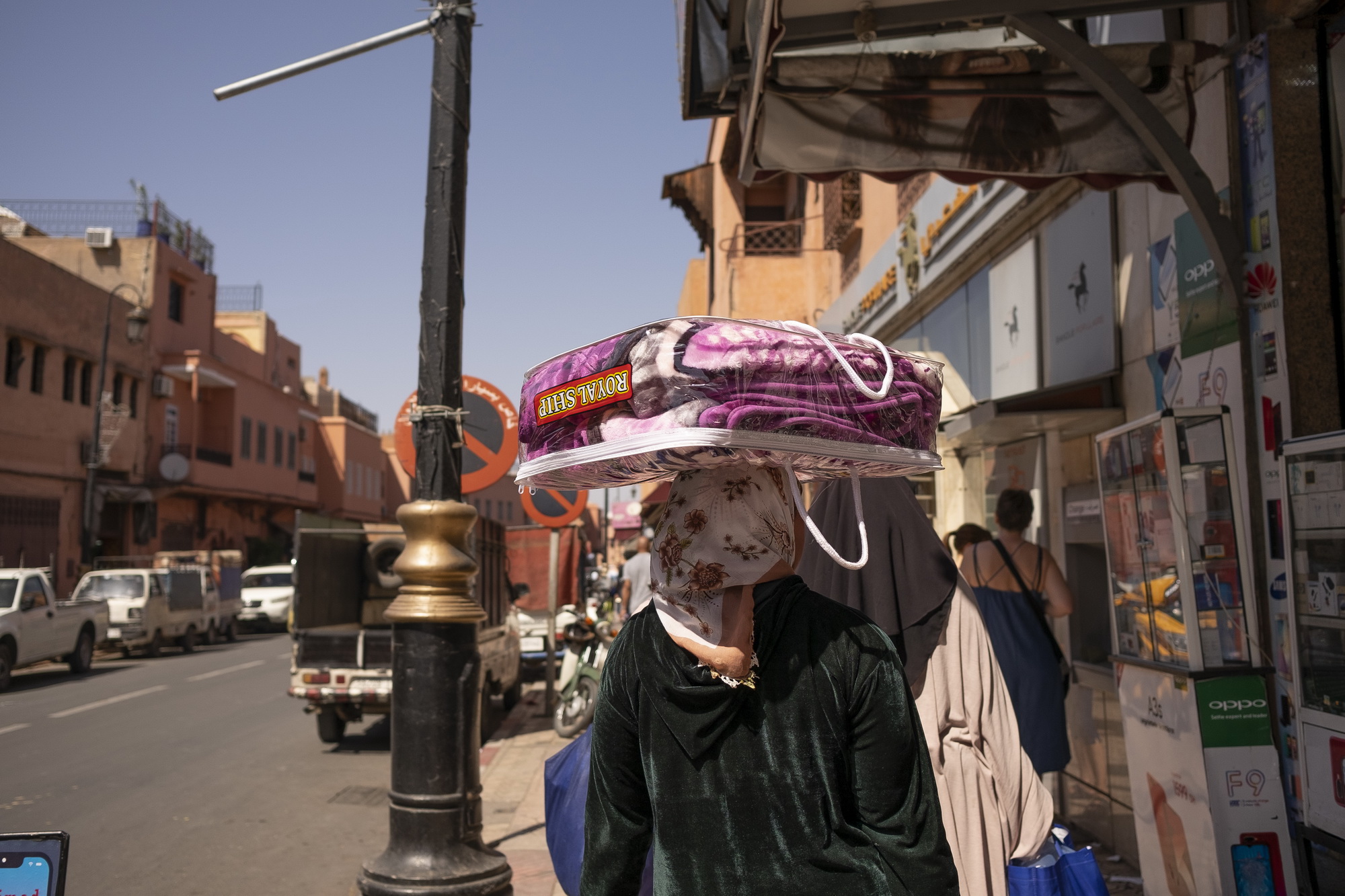 Using old but effective techiques to carry things.