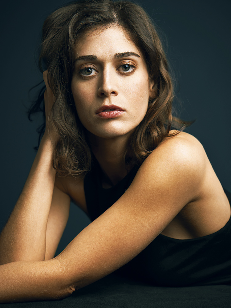 Lizzy Caplan