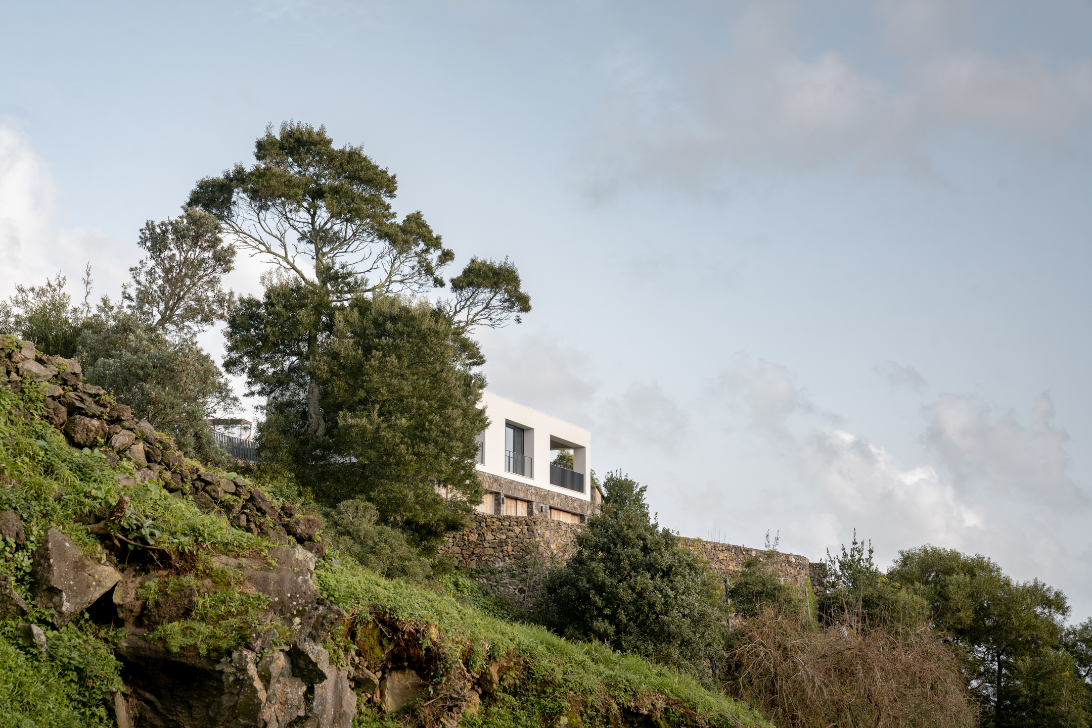 CASA LIVRAMENTO . MEZZO ATELIER . SÃO MIGUEL ISLAND 