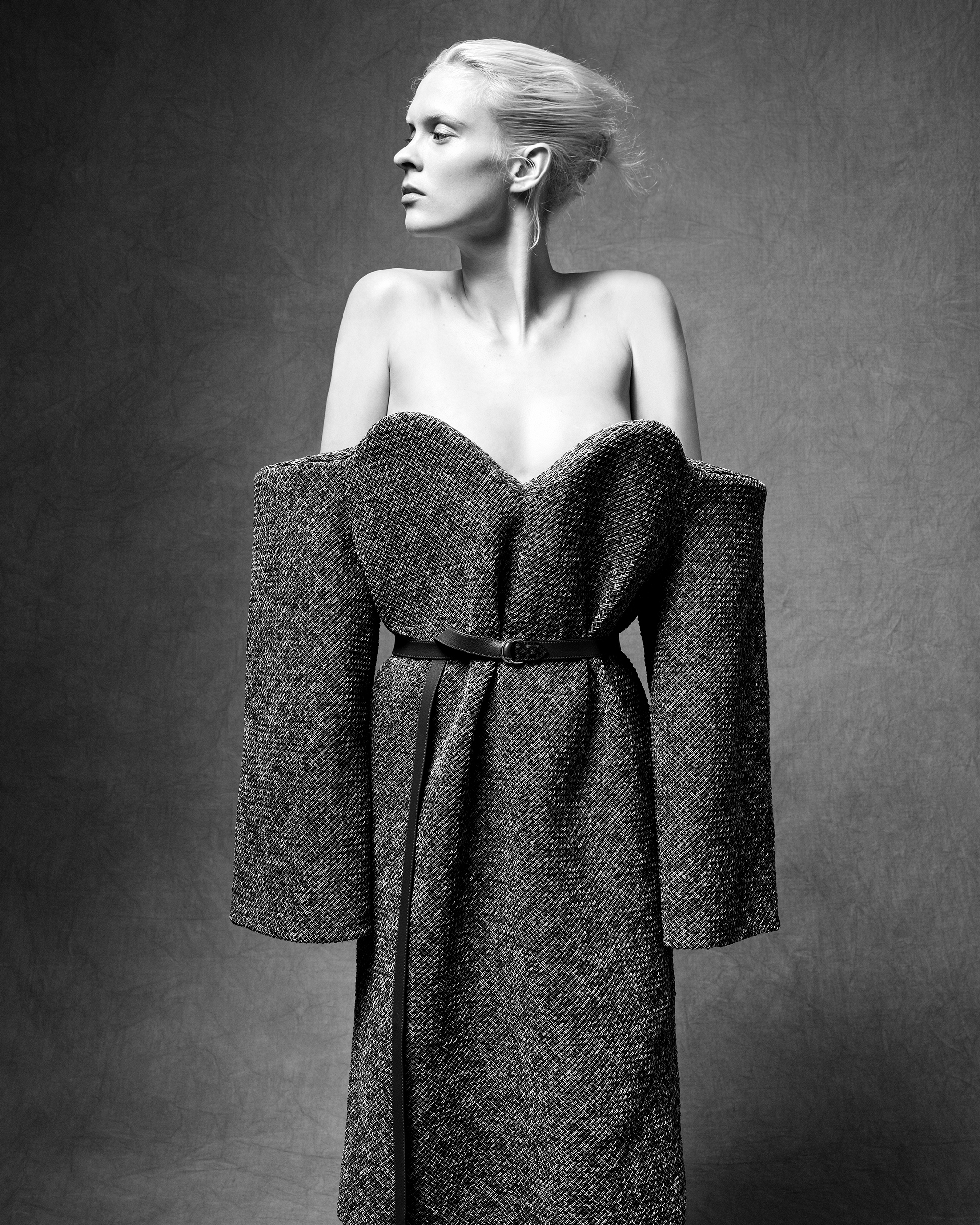 CR FASHION BOOK by Kacper Kasprzyk