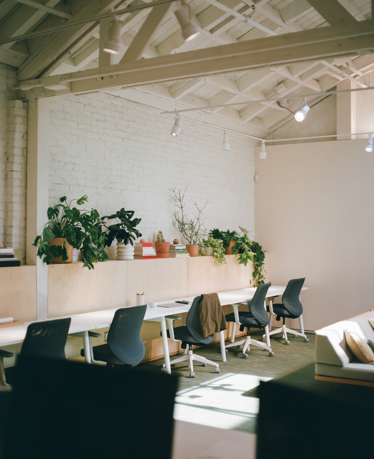 Parrot House Echo Park Workplace — staynerarchitects