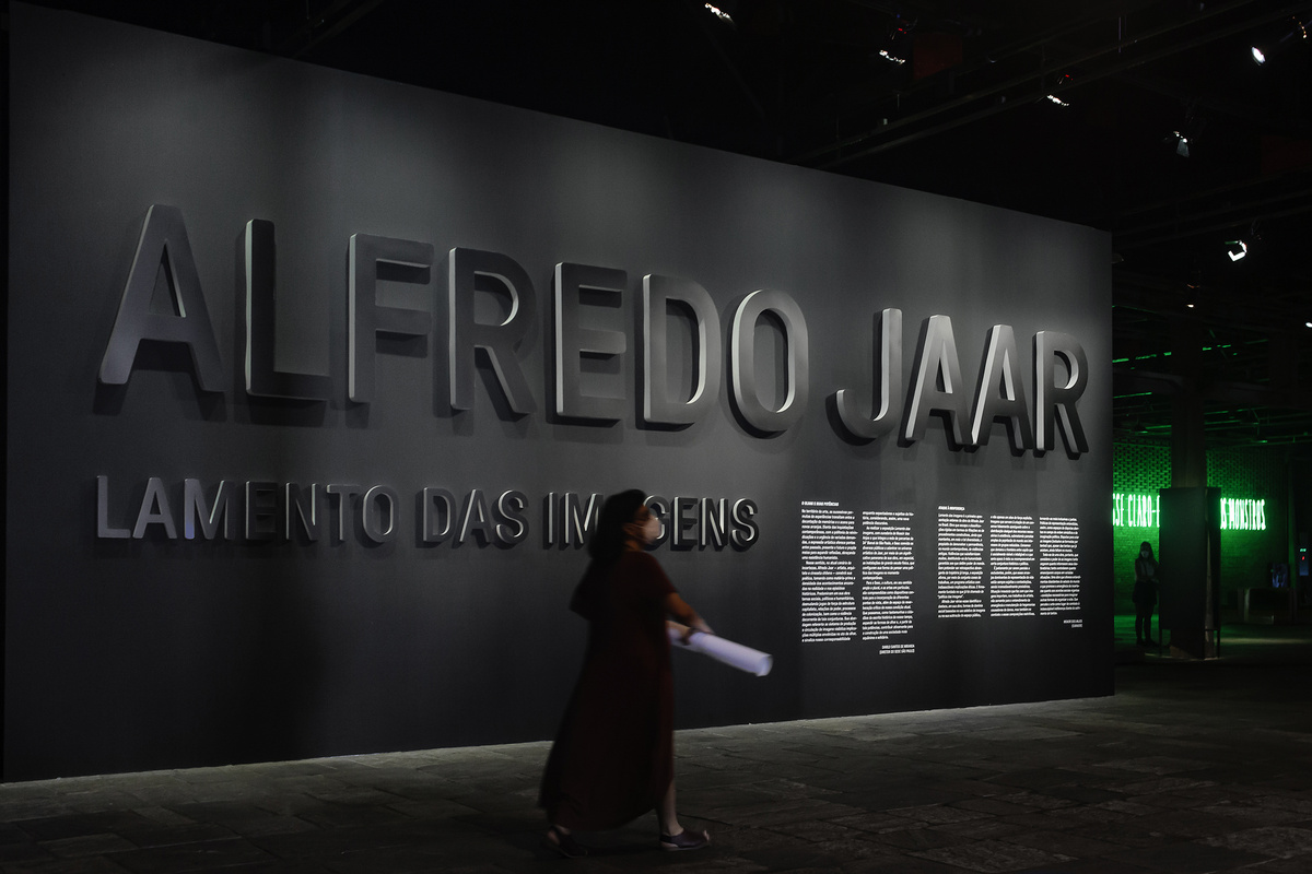 Alfredo Jaar Lamento das imagens — Elaine Ramos / estúdio gráfico